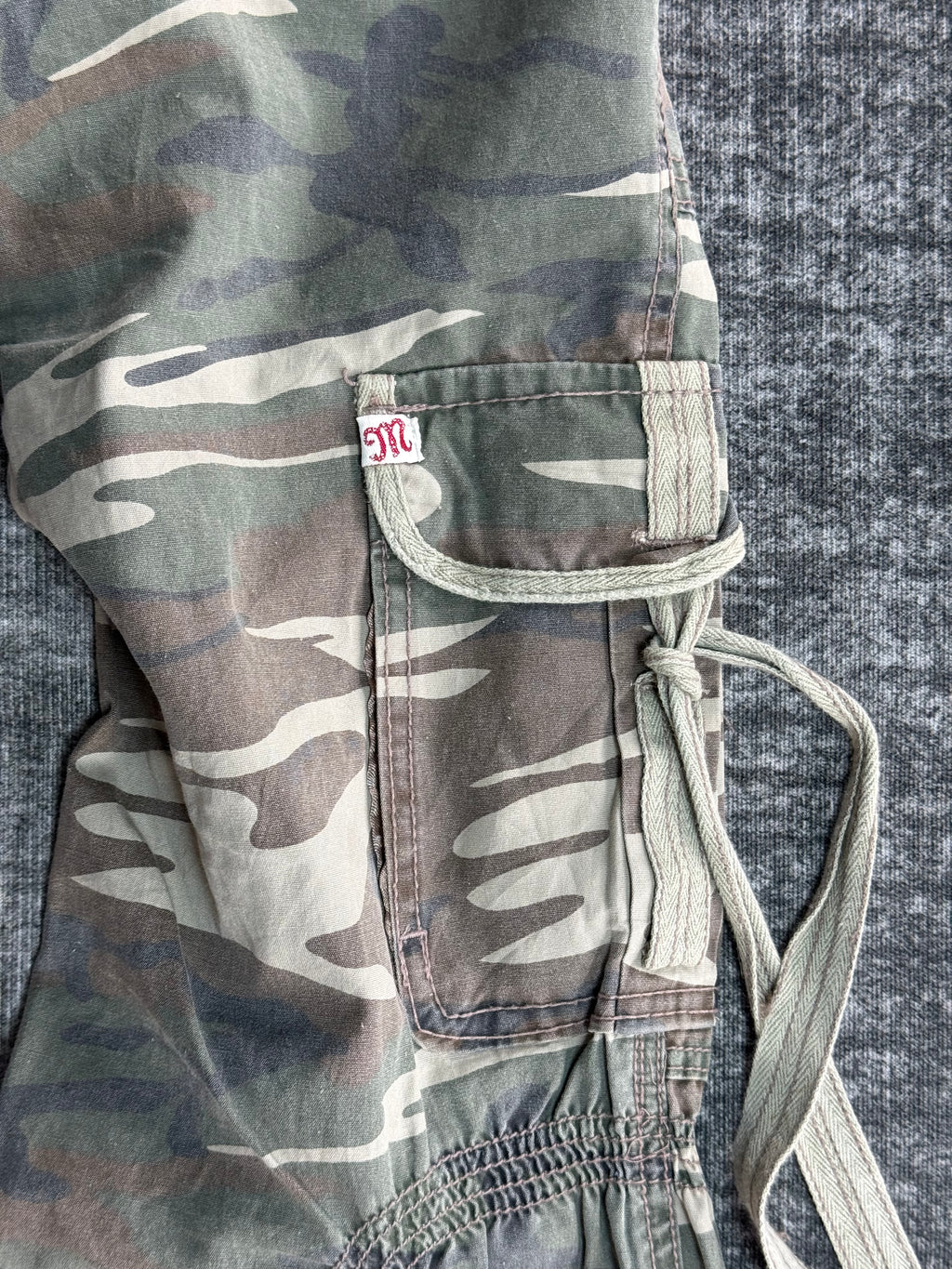 MISS ME CAMO CARGO PANT ༒