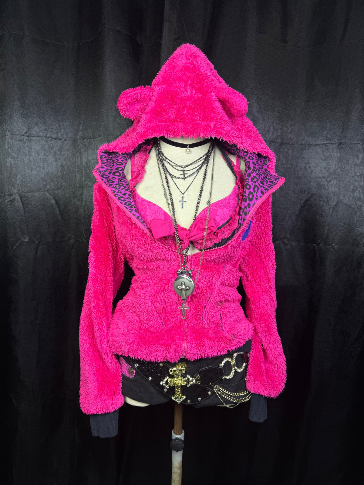 1011026BAD2WEAR