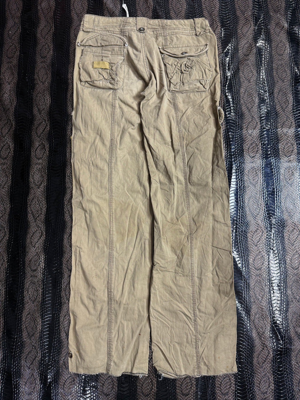 320626BAD2WEAR