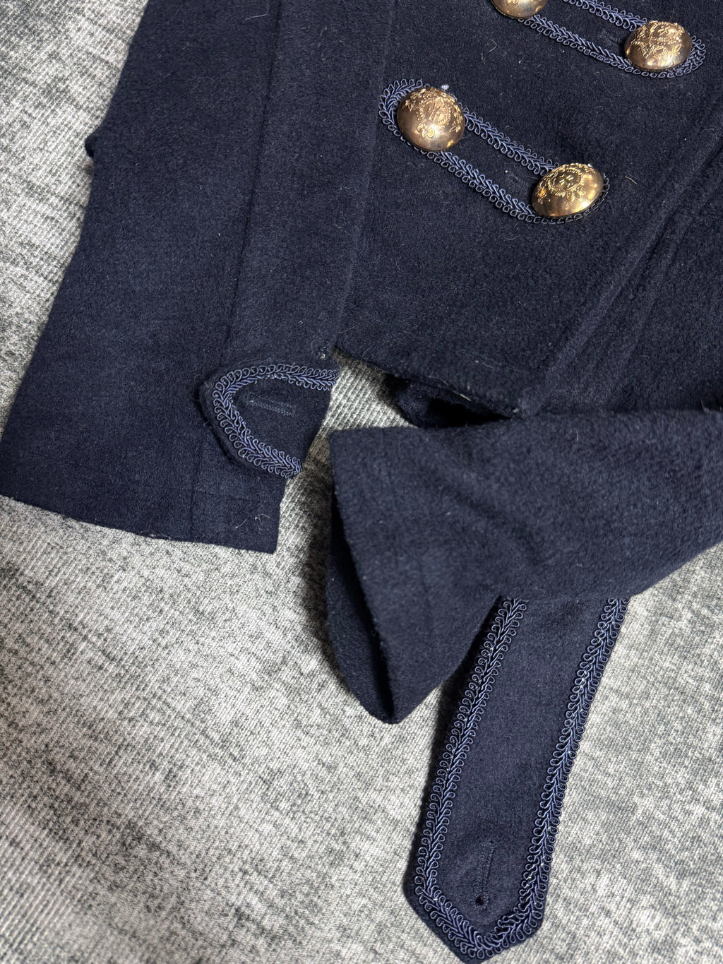 EMSEXCITE JACKET ༒