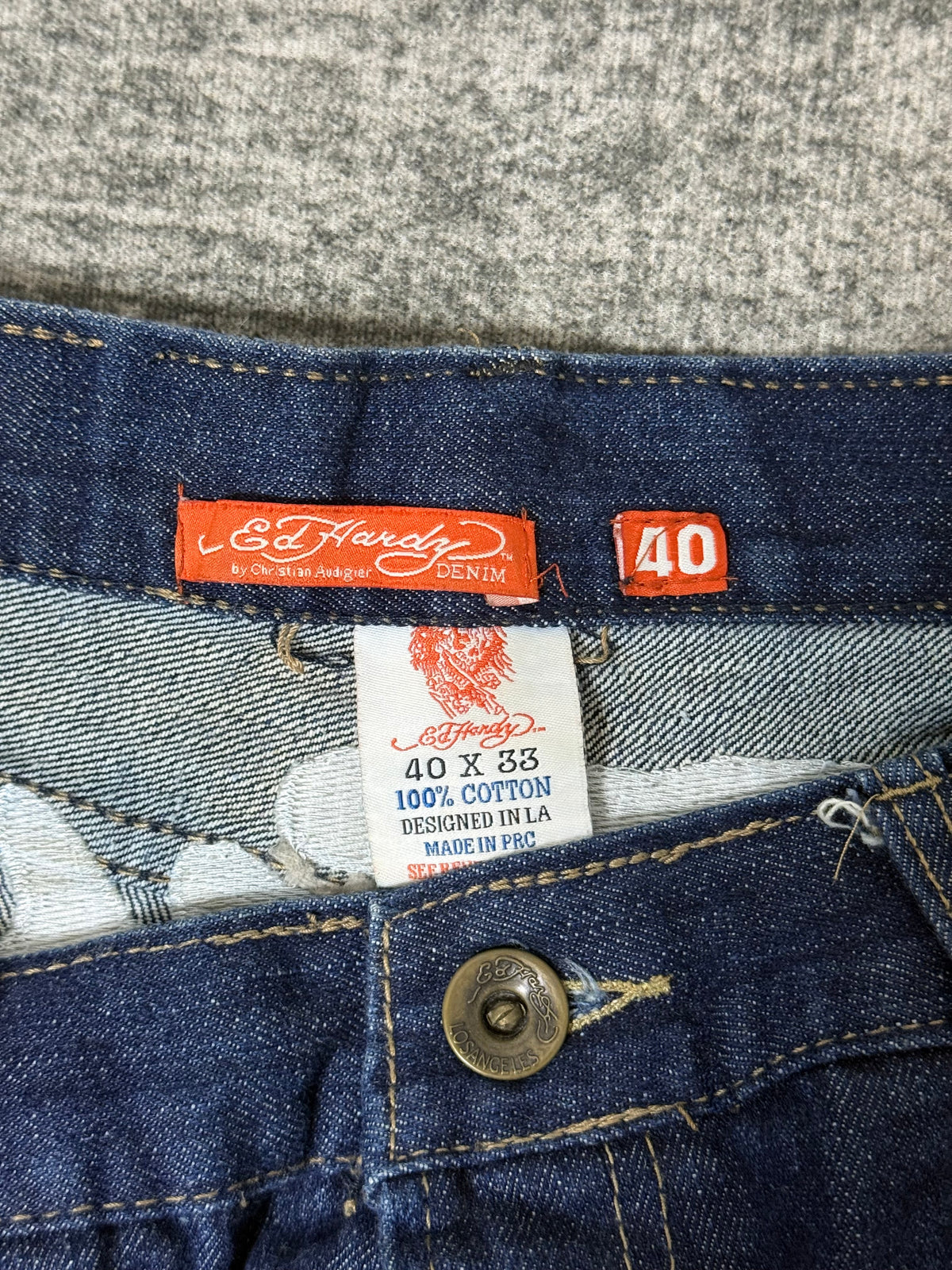 680926BAD2WEAR