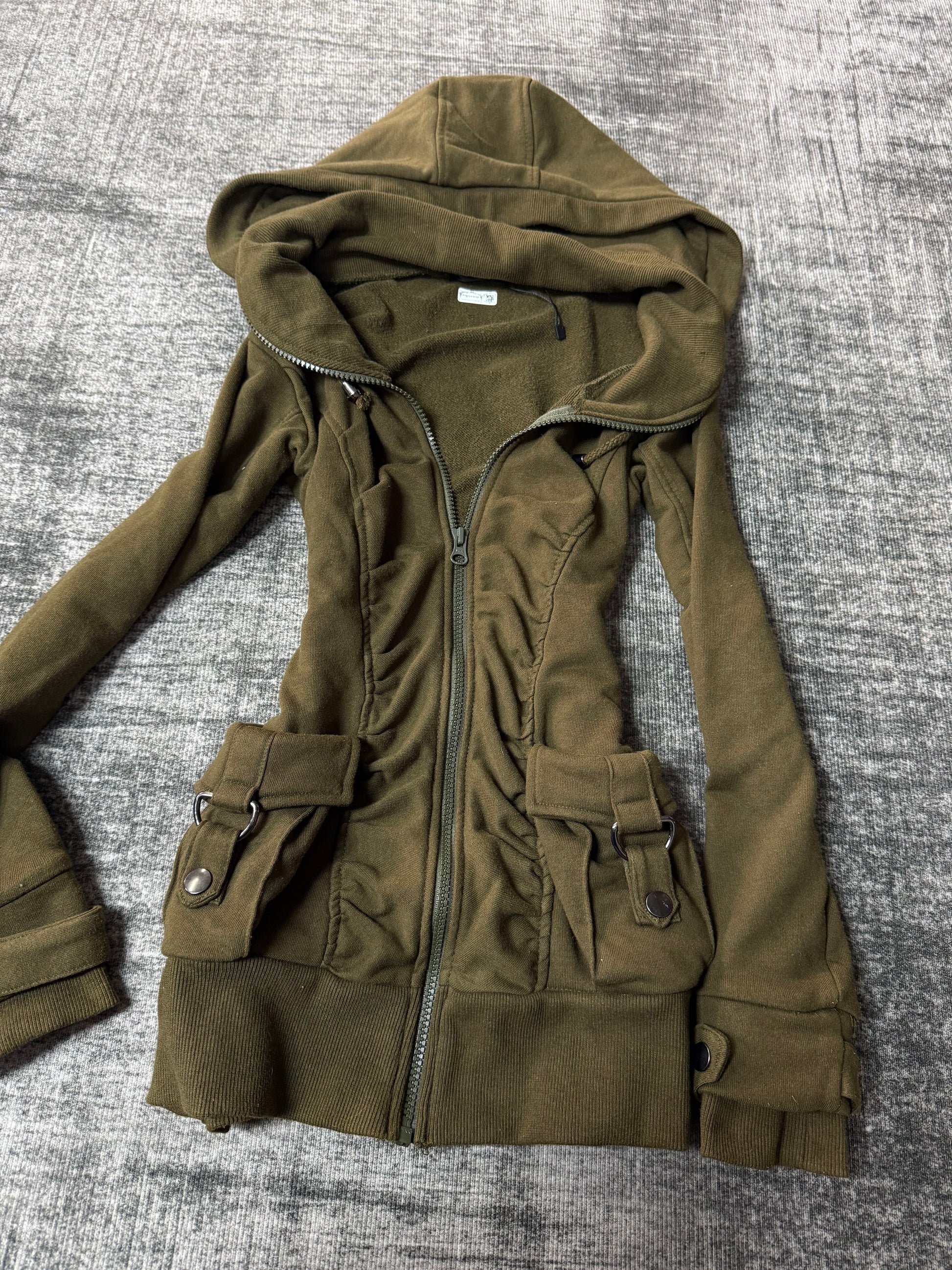 660826BAD2WEAR