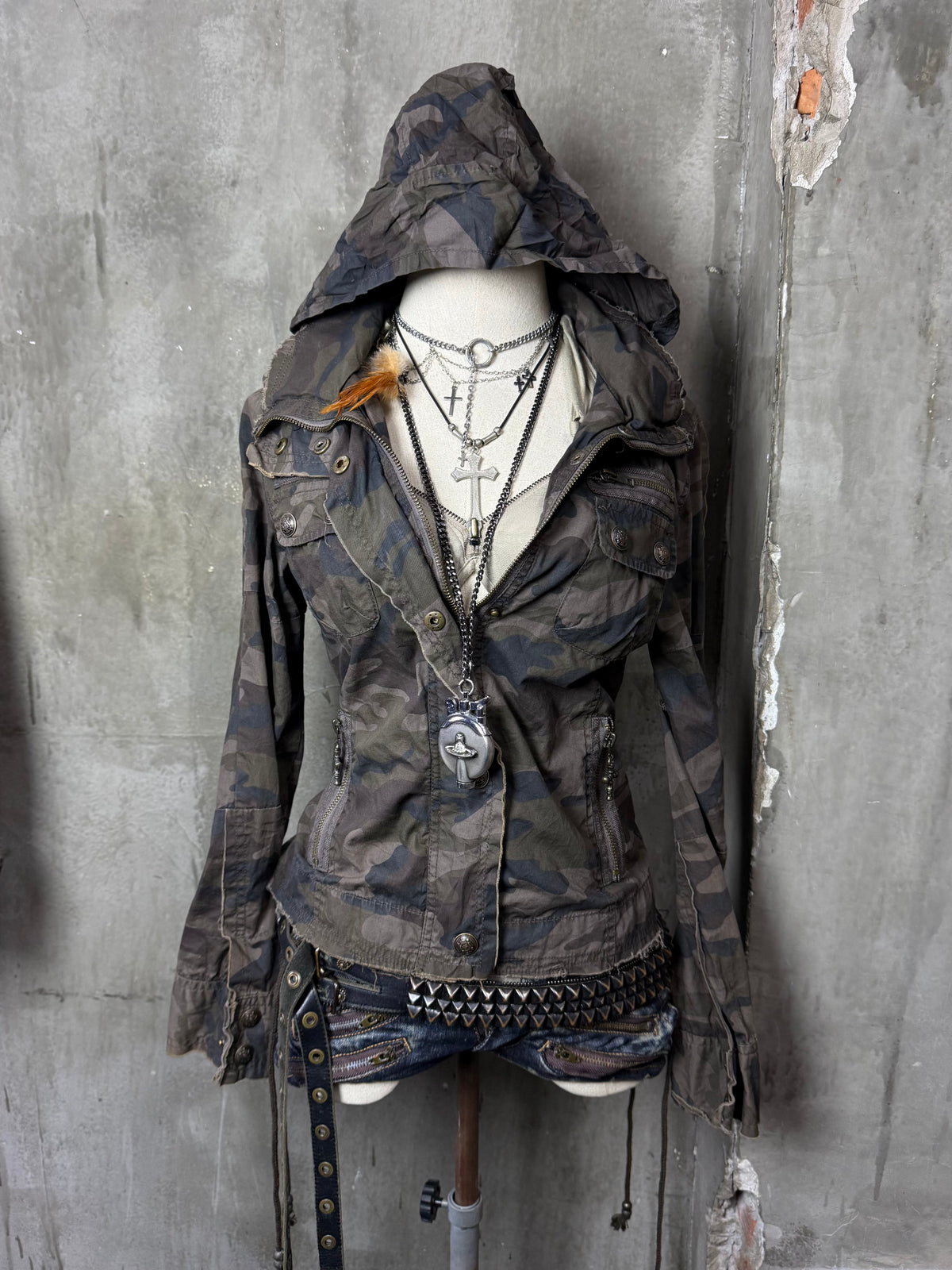 2140926BAD2WEAR