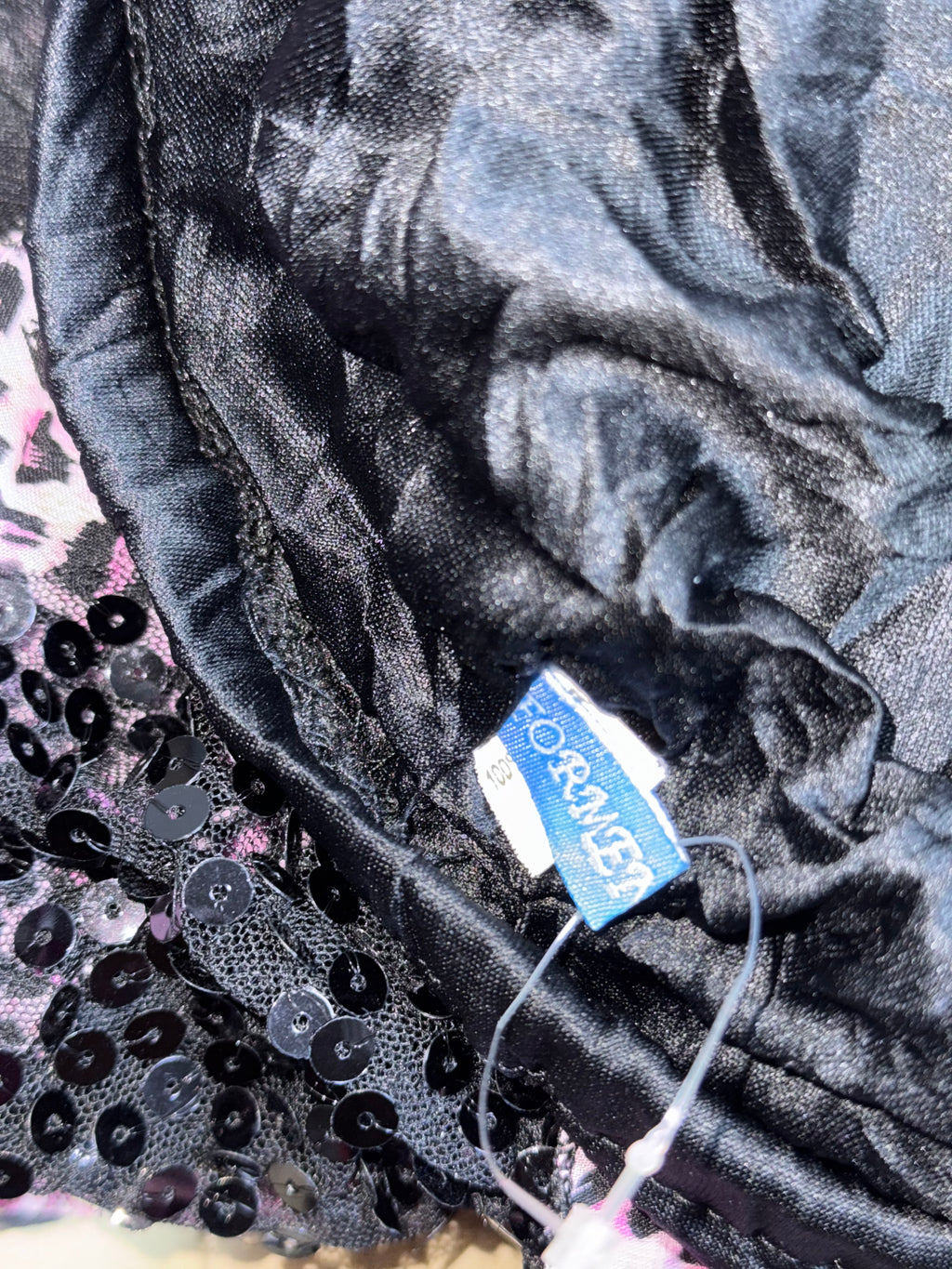 ༒𝐁𝟐𝐕༒𝟏 𝐎𝐅 𝟏 𝐋𝐈𝐌𝐈𝐓𝐄𝐃 𝐎𝐔𝐓𝐅𝐈𝐓