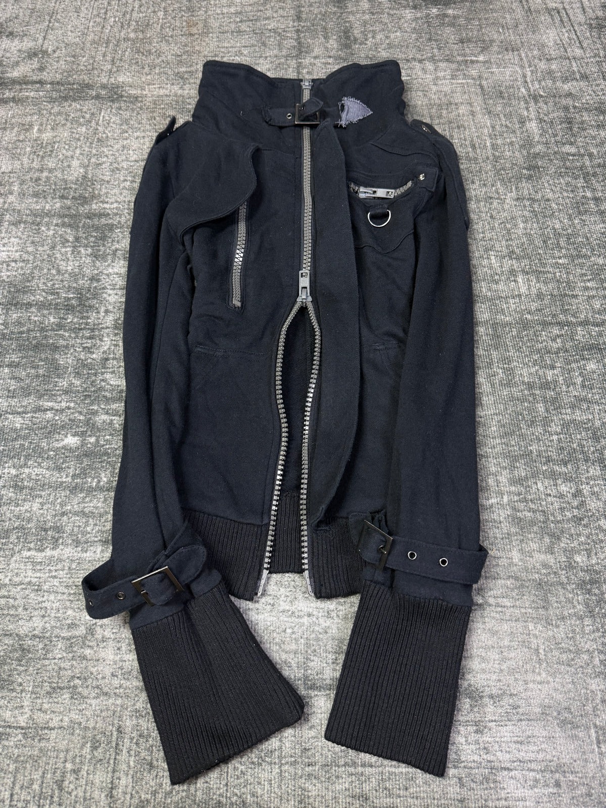 2440926BAD2WEAR