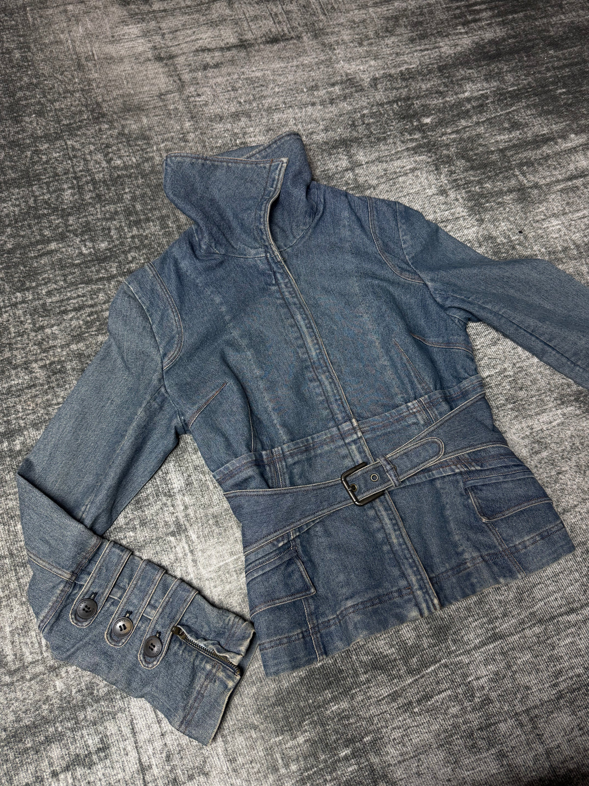 350926BAD2WEAR