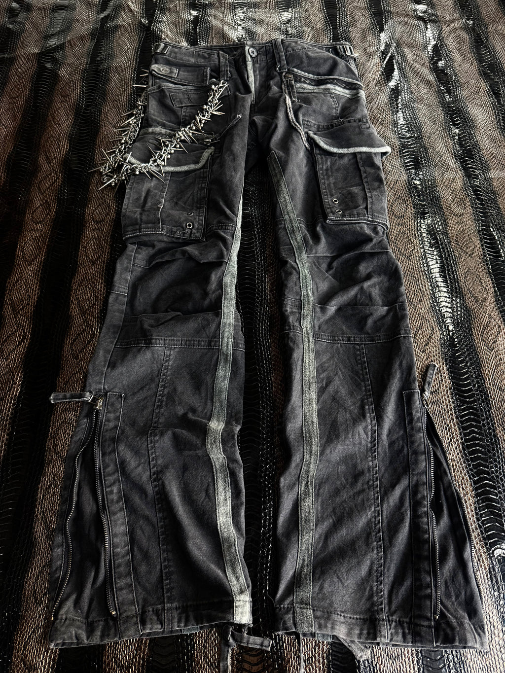 490626BAD2WEAR
