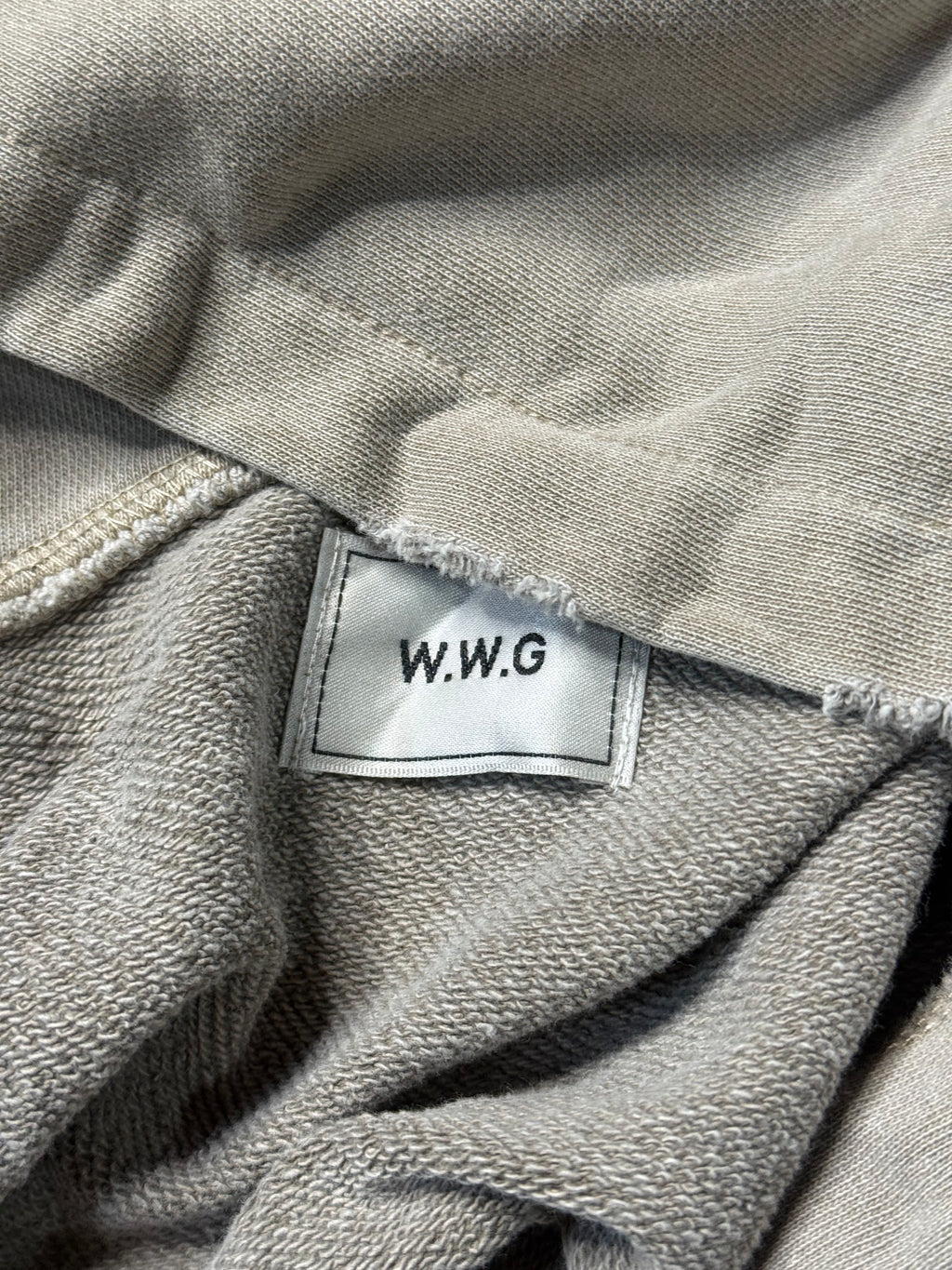 590726BAD2WEAR