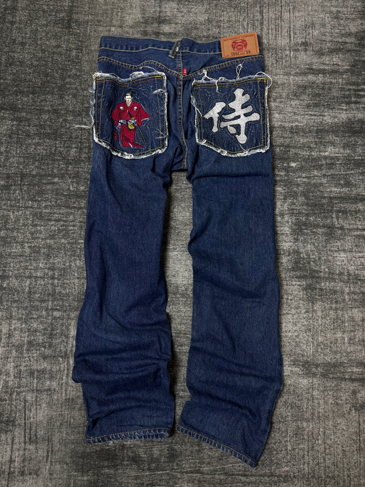 820926BAD2WEAR