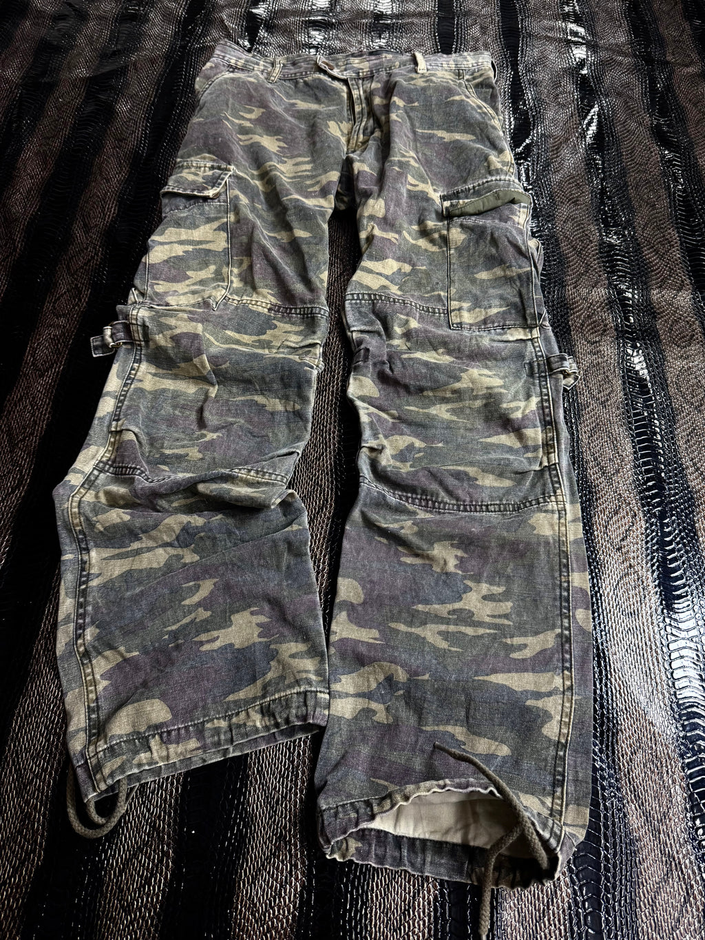 020626BAD2WEAR