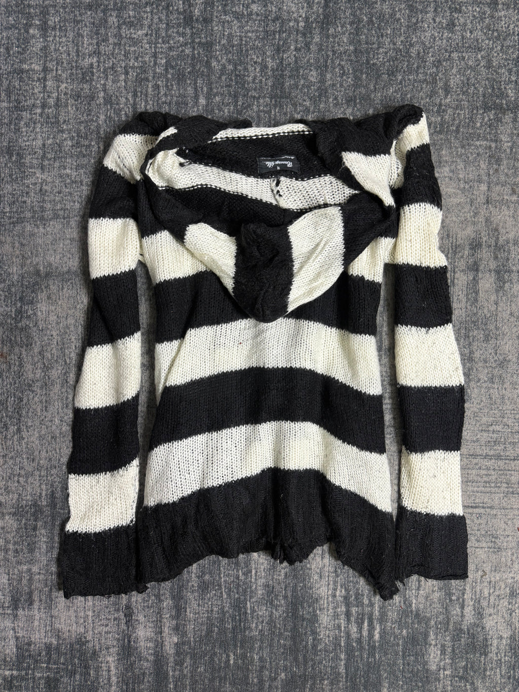 B2V-BERNING SHO HOODIE༒