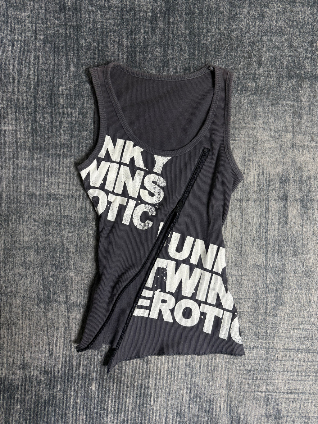 B2V-ZIP UP TANK TOP ༒