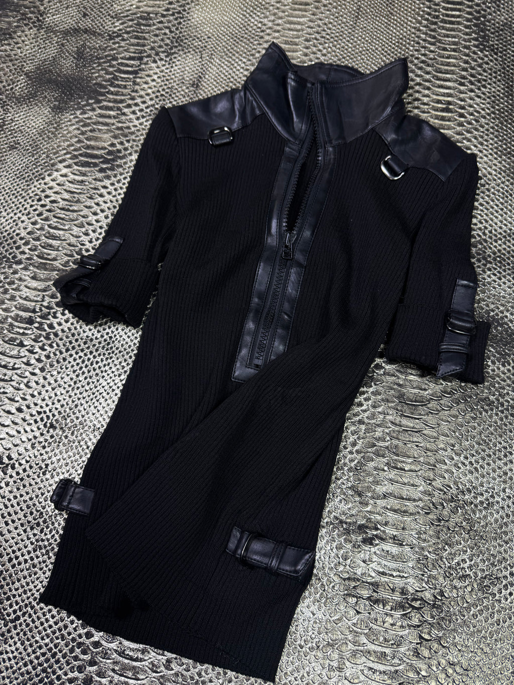 1850926BAD2WEAR