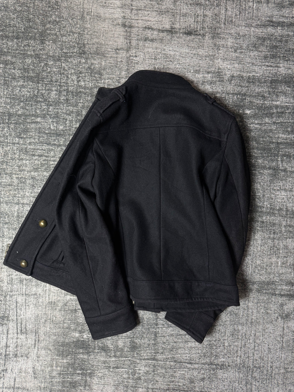 810826BAD2WEAR