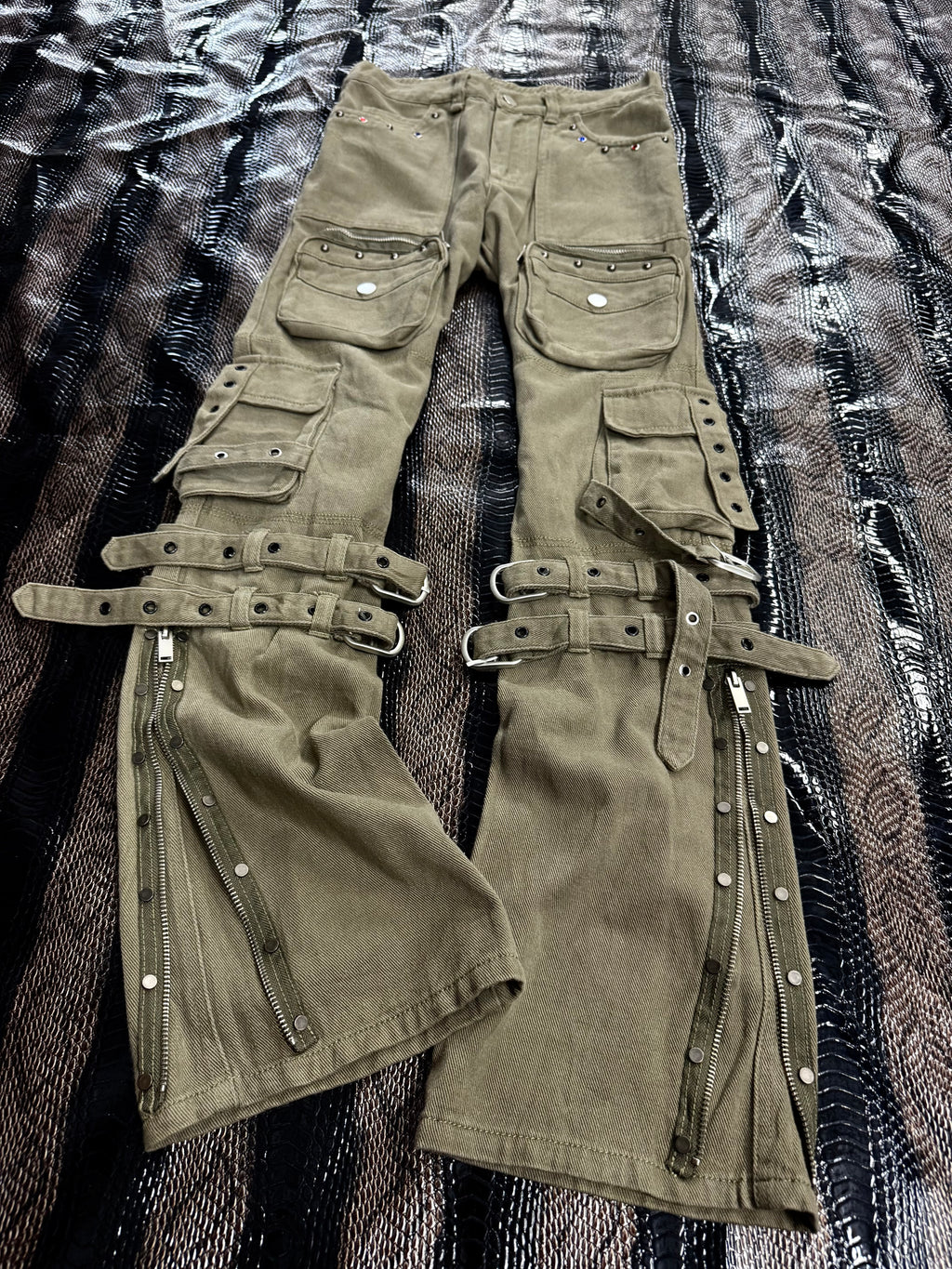 070626BAD2WEAR