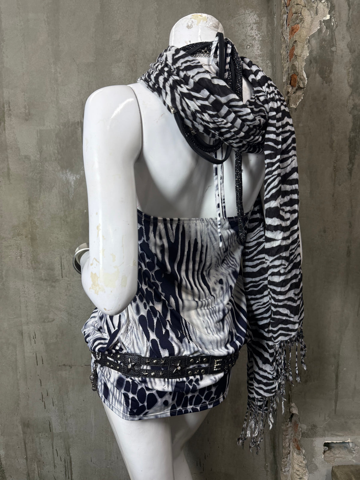 280926BAD2WEAR