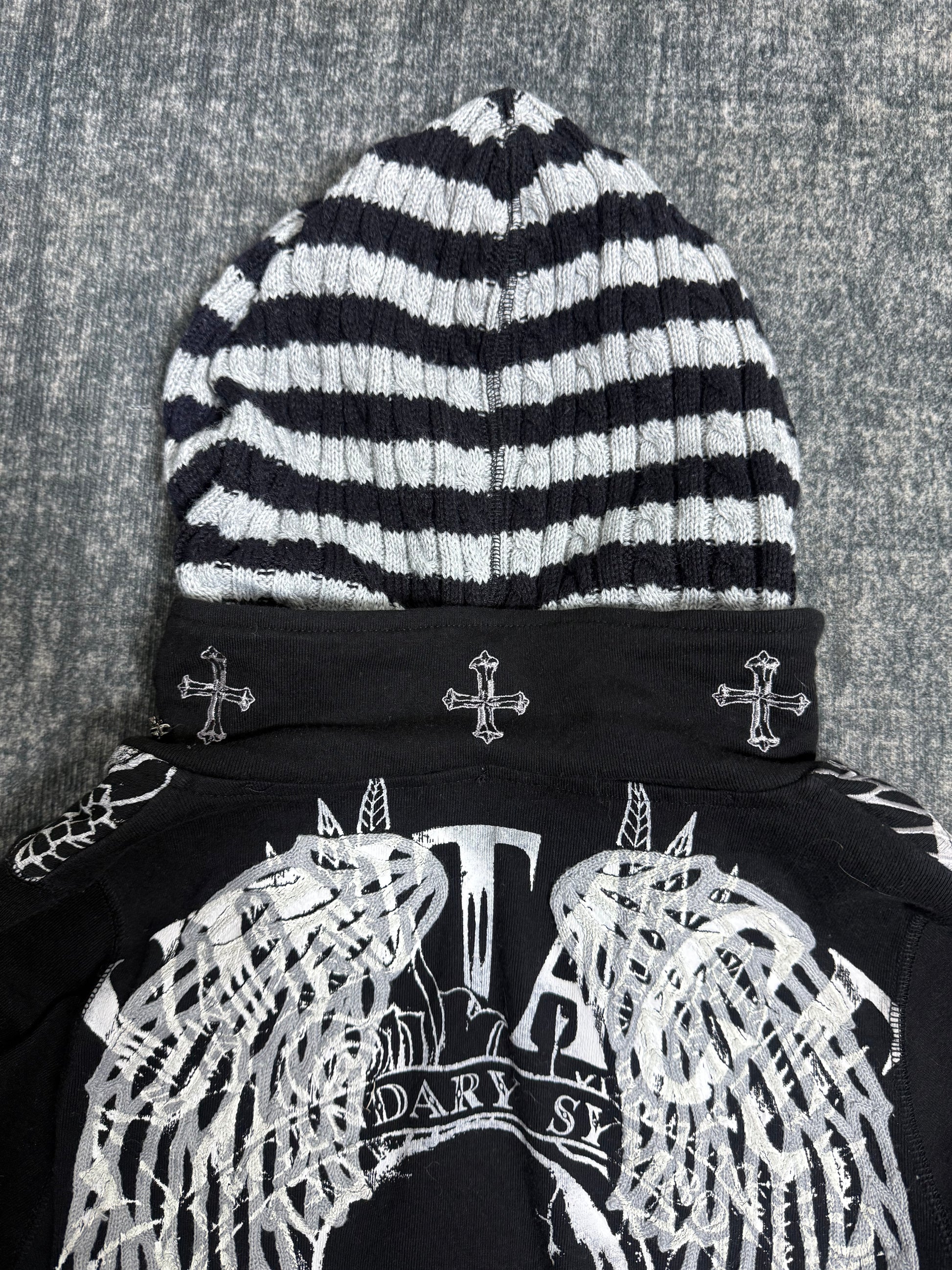 B2V-GLITZ HOODIE༒ 
*RARE*