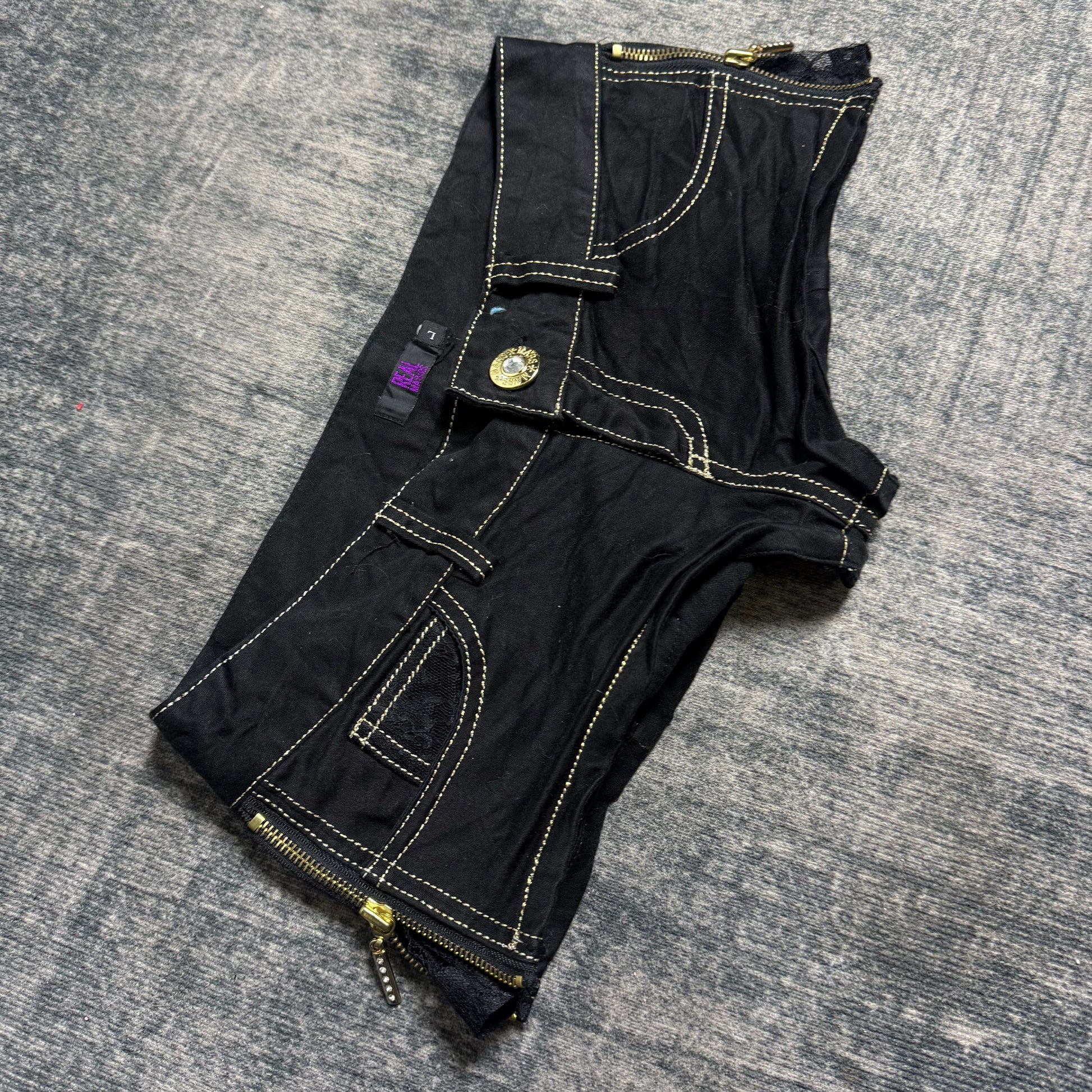 B2V REAL*MARS SHORTS༒