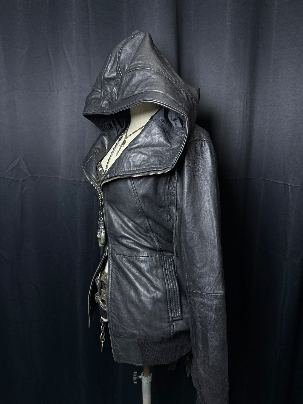 B2V-RICH HESRTS LEATHER JACKET ༒