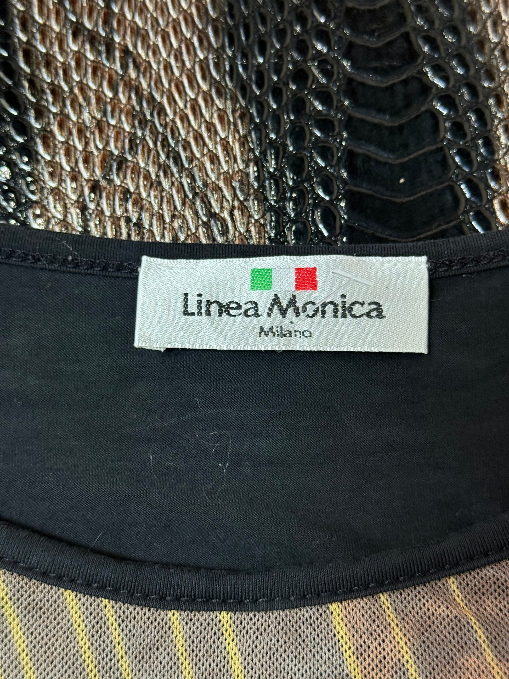 B2V LINEA MONICA GRAPHIC T ༒