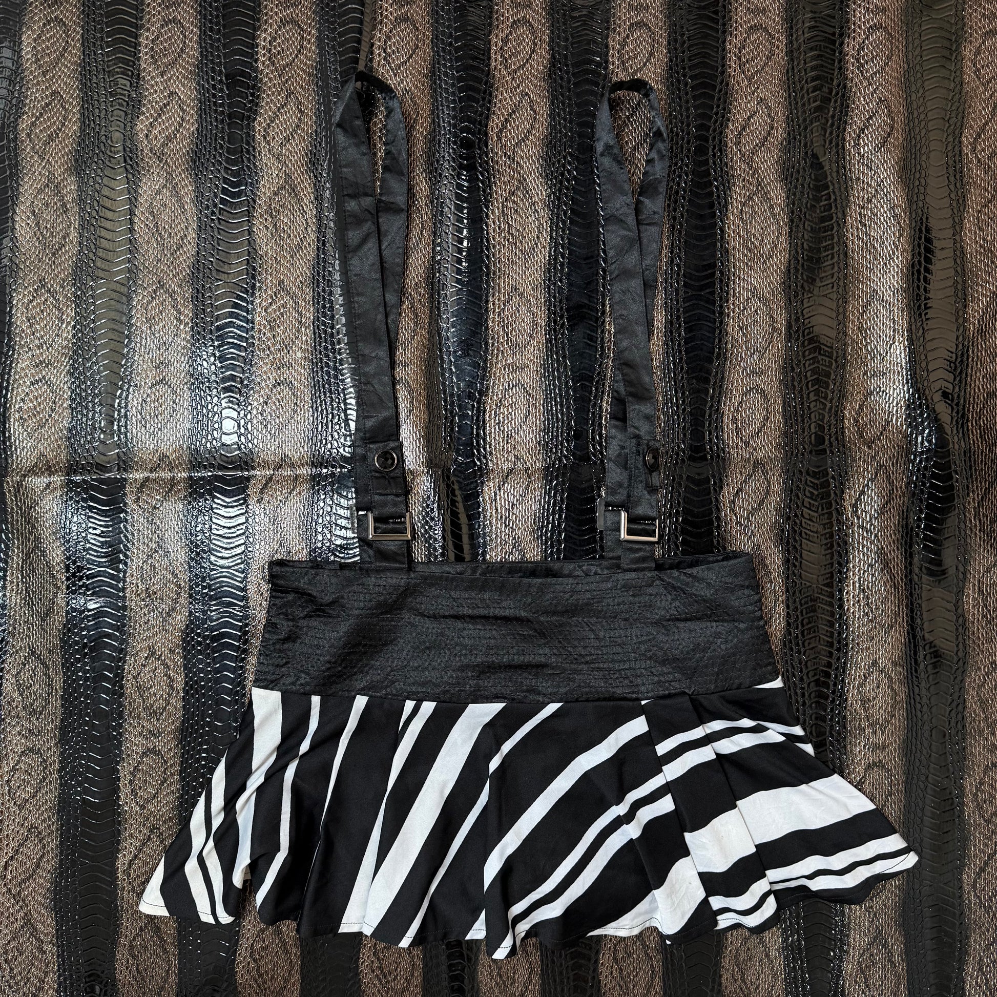 B2V CE2 SKIRT༒