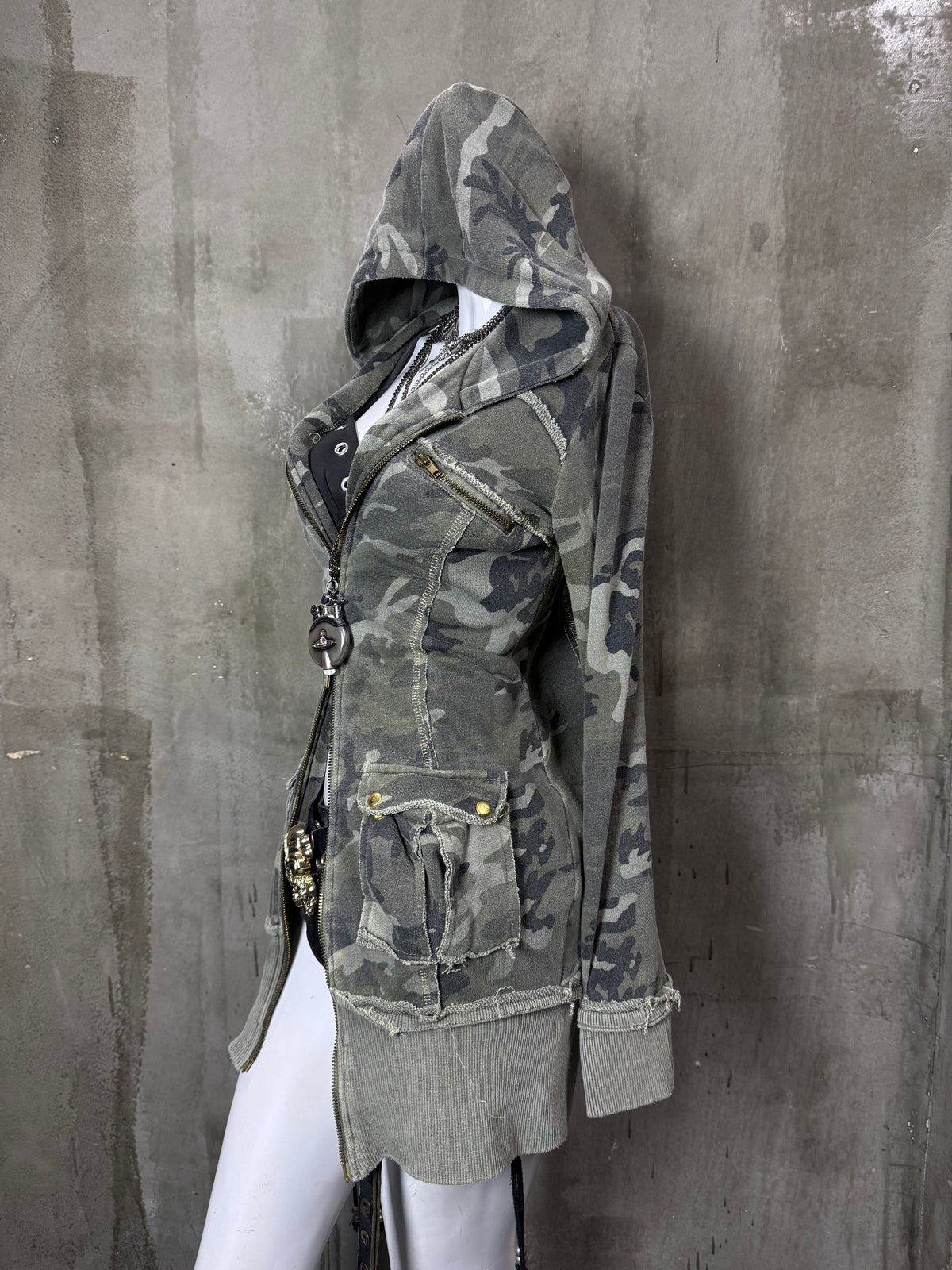 2300926BAD2WEAR