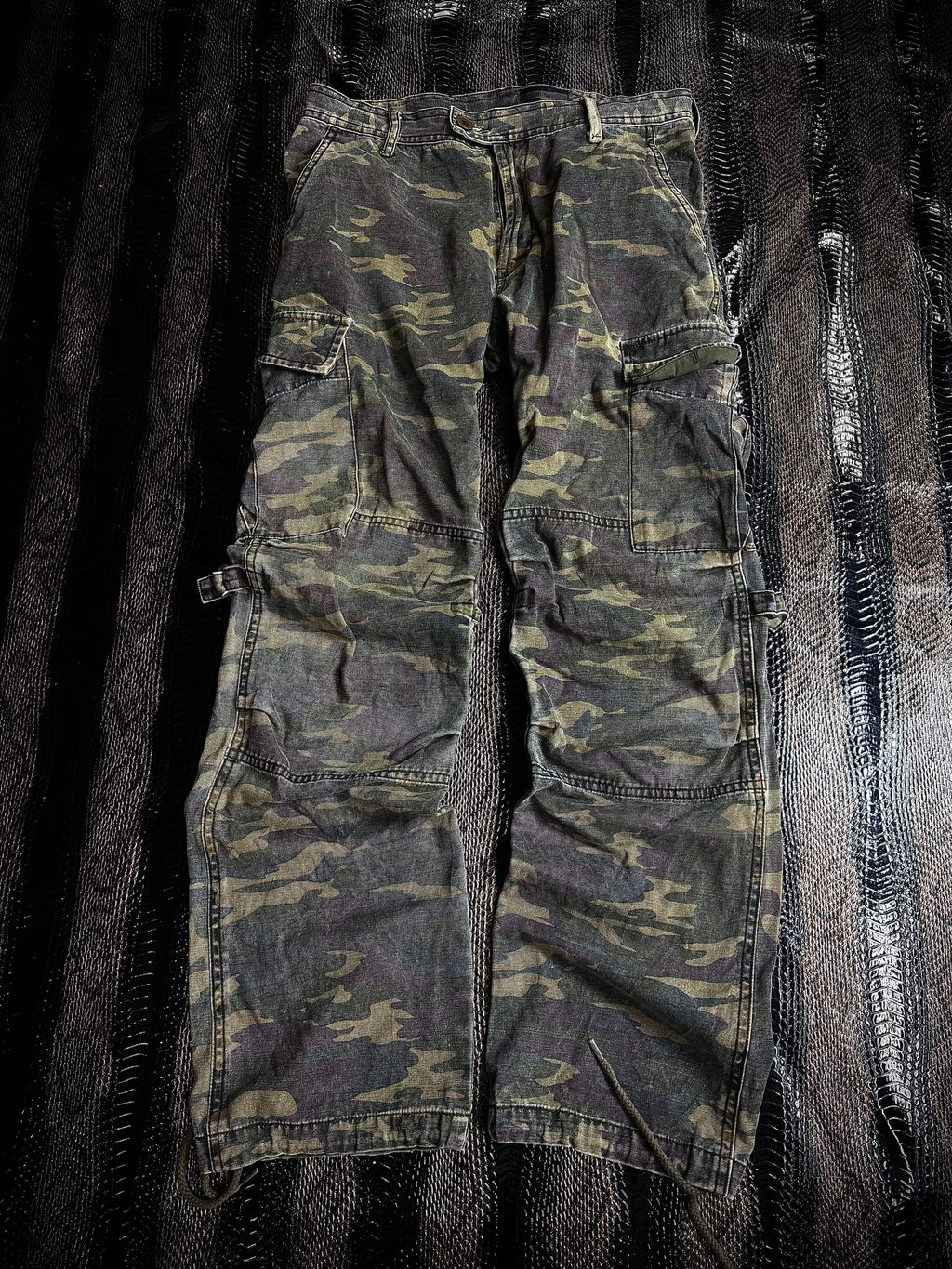 020626BAD2WEAR