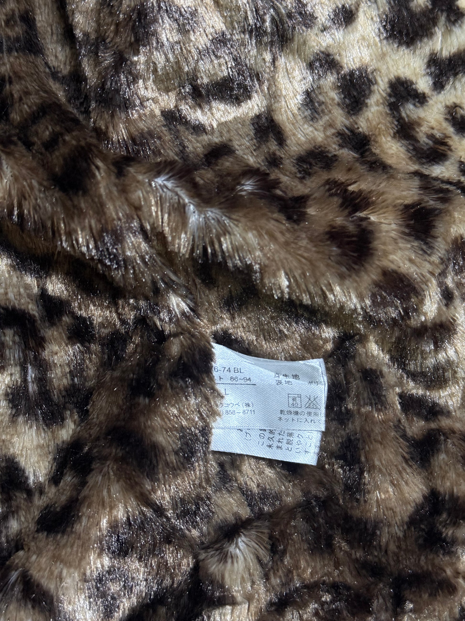 B2V-AIMERFEEL HOODIE ༒