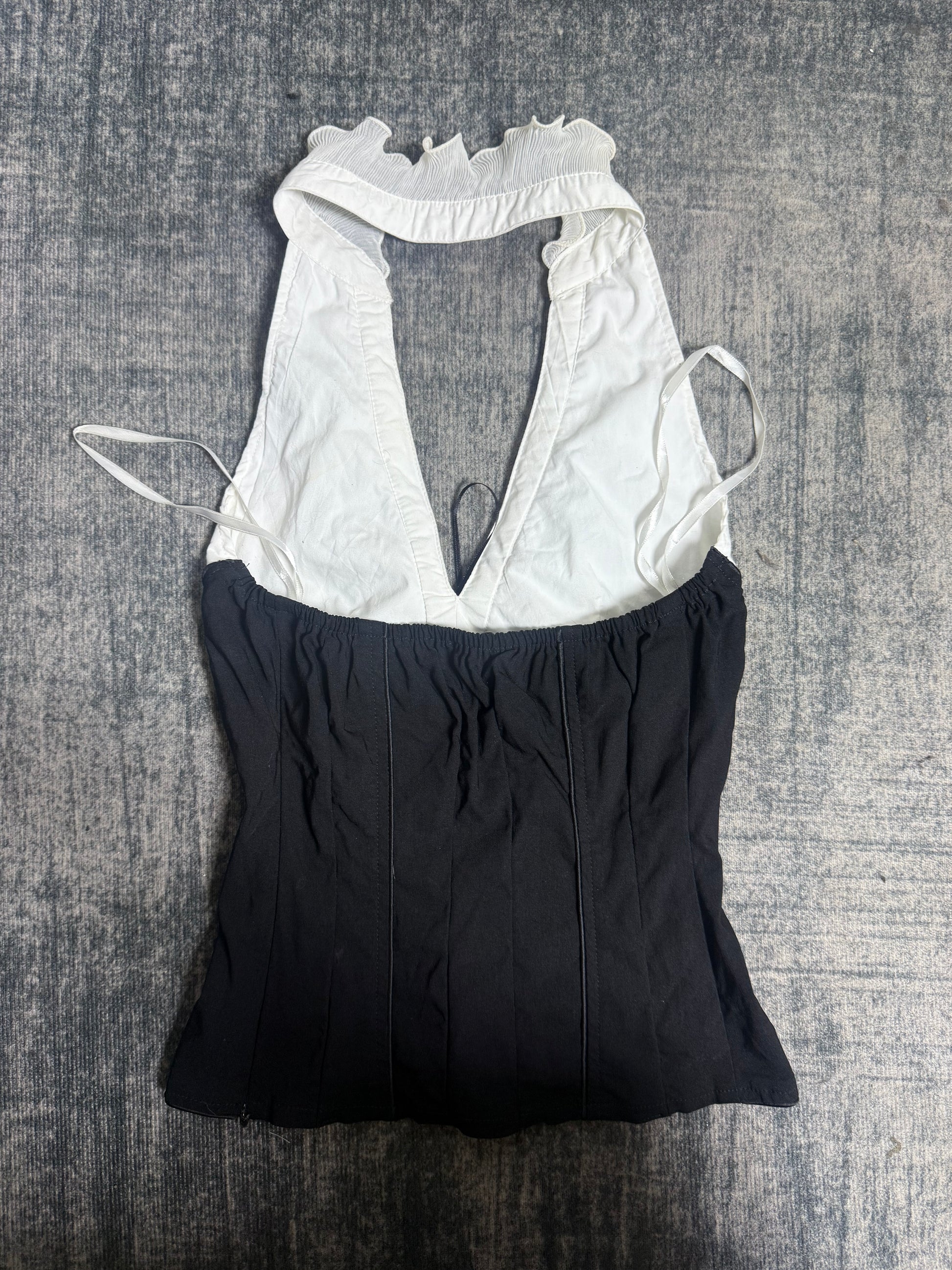 B2V-F'STASTION TANK TOP༒