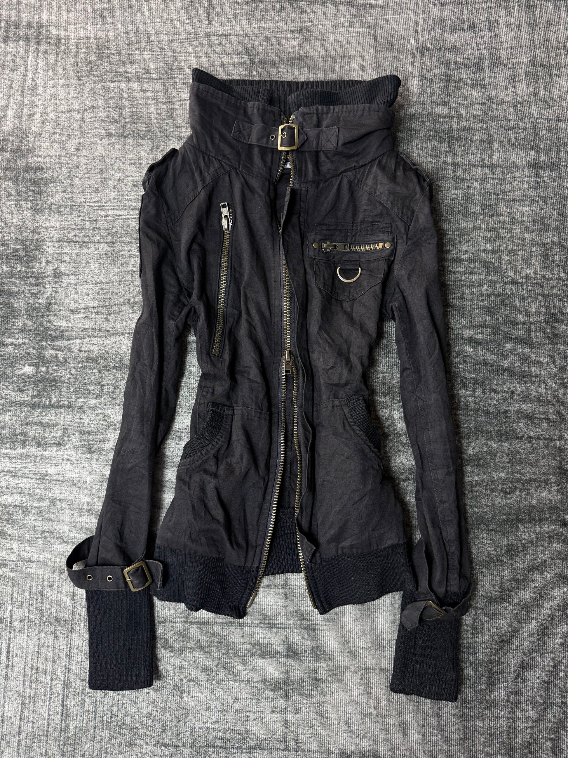 680826BAD2WEAR