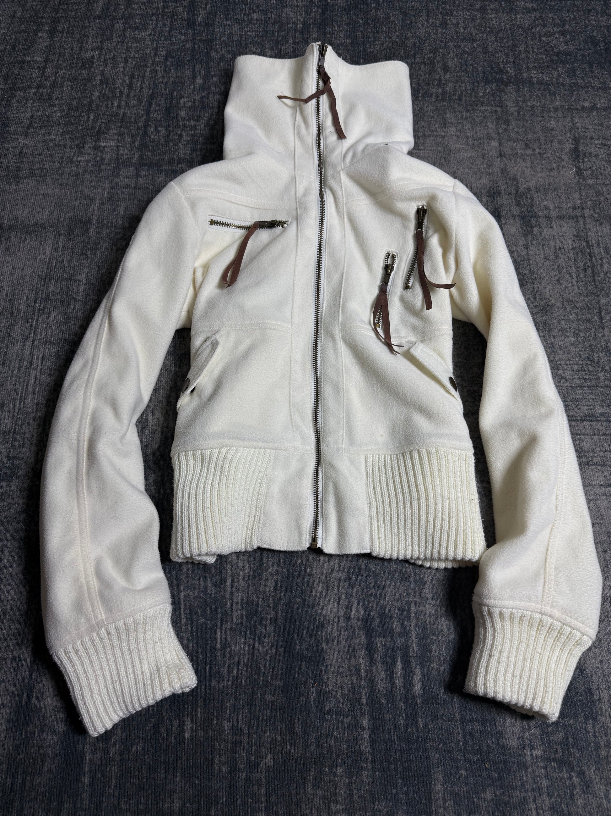 B2V- CLUMZY. JACKET ༒