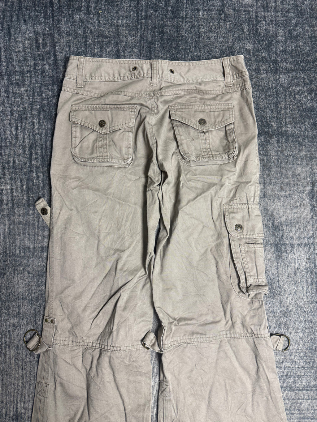 B2V- ROTE ROSE CARGO༒