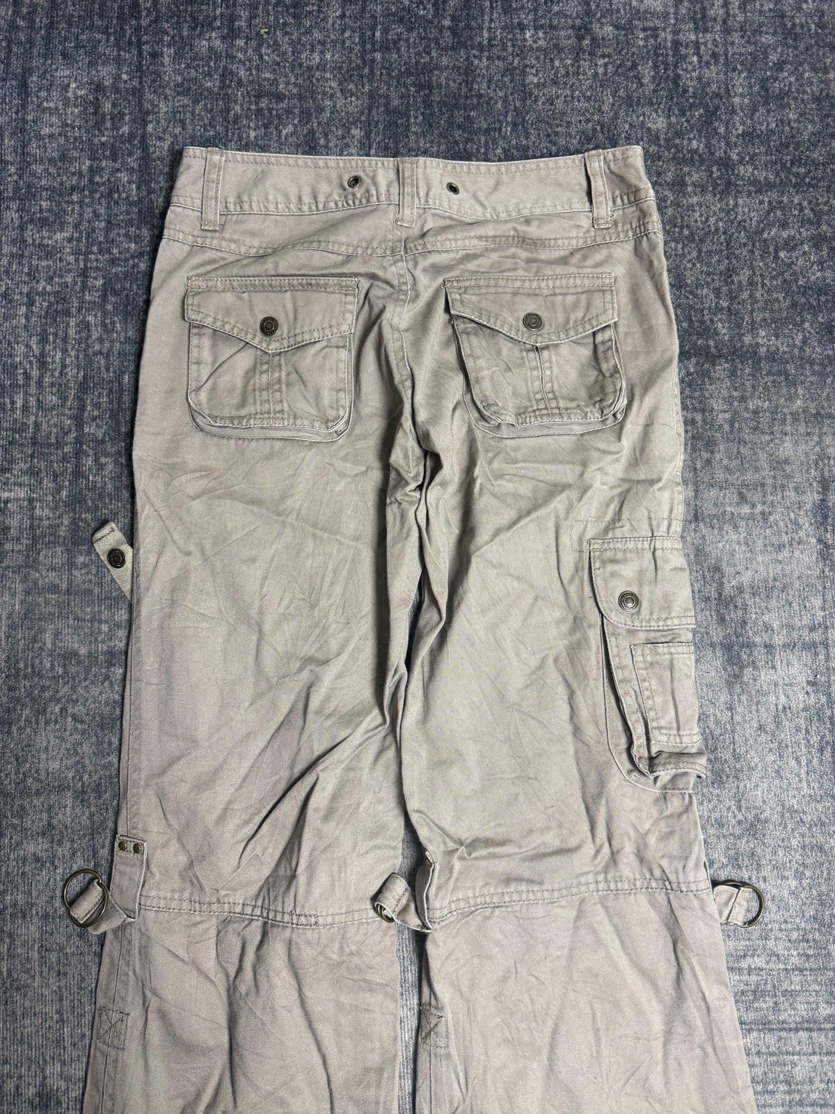 B2V- ROTE ROSE CARGO༒
