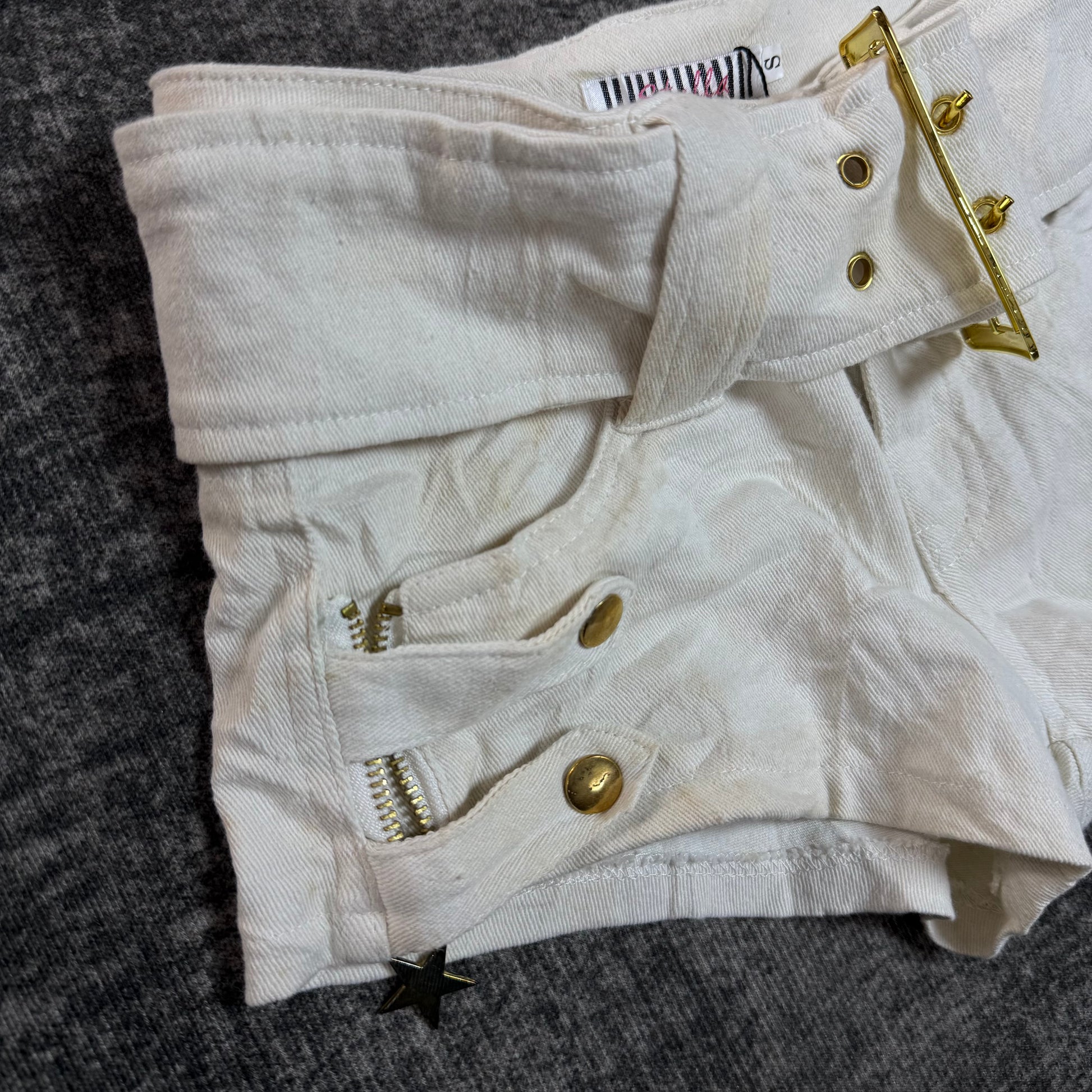 670826BAD2WEAR