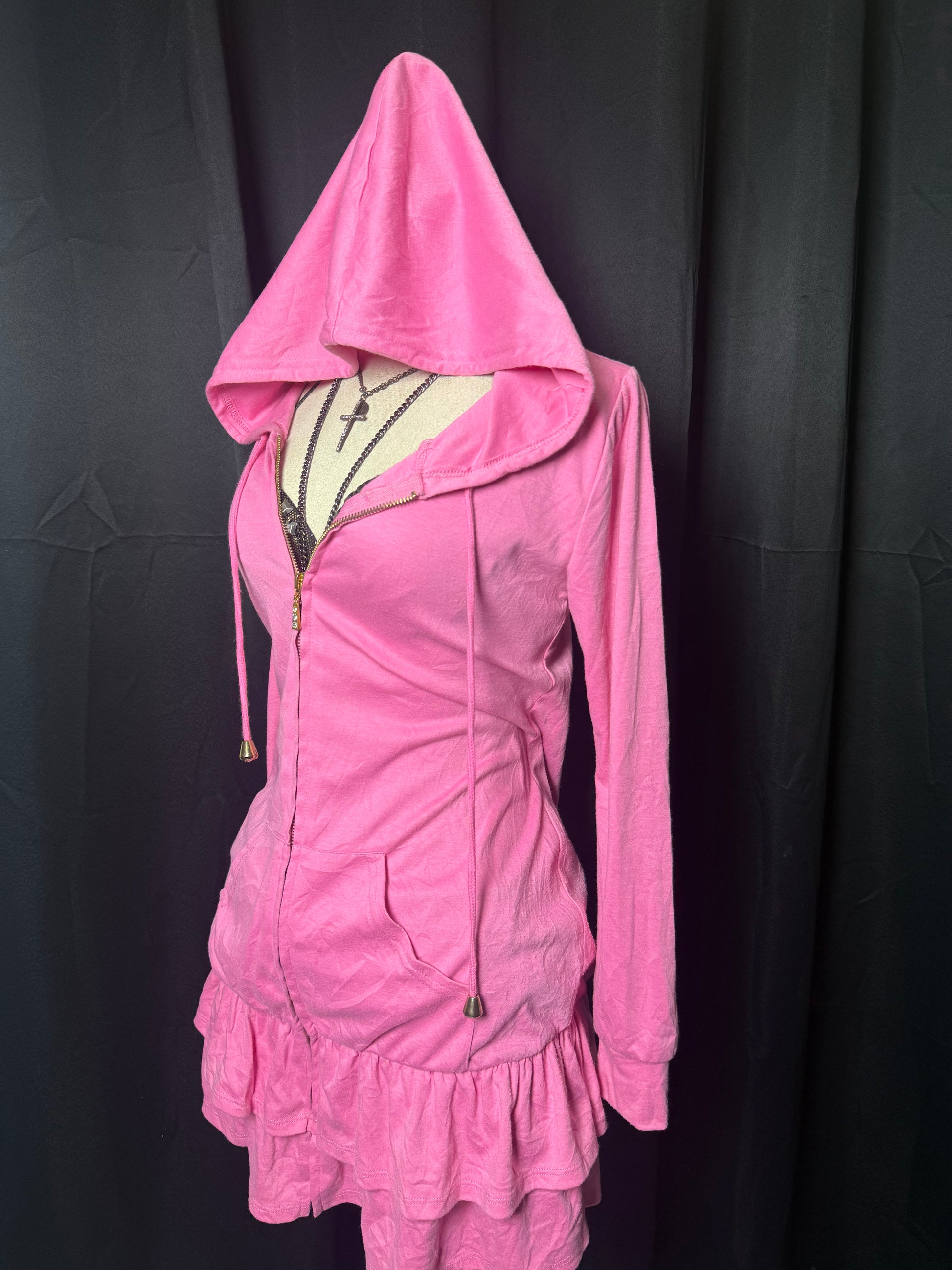 B2V- LIVING ALONE HOODIE༒