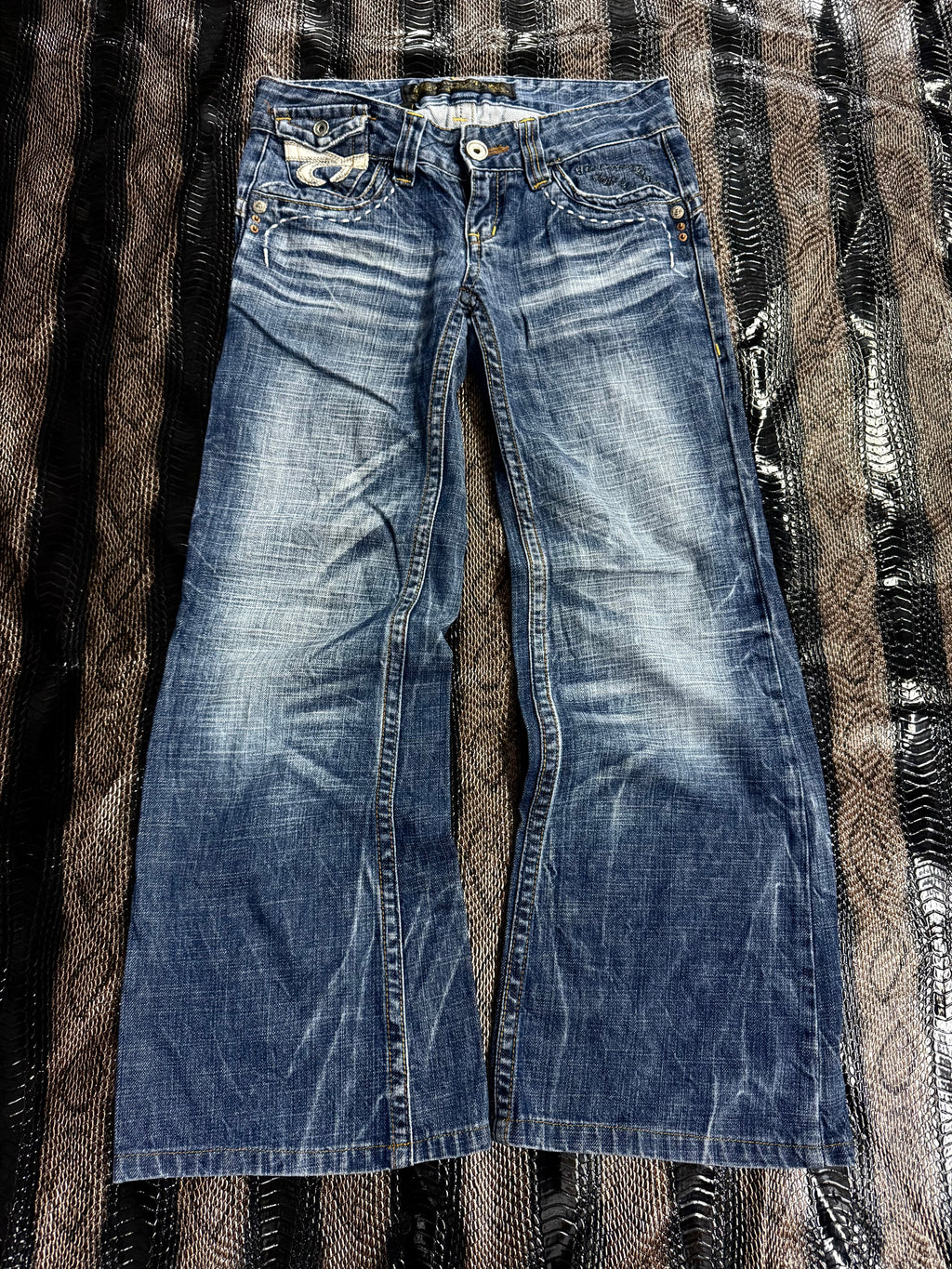 040626BAD2WEAR