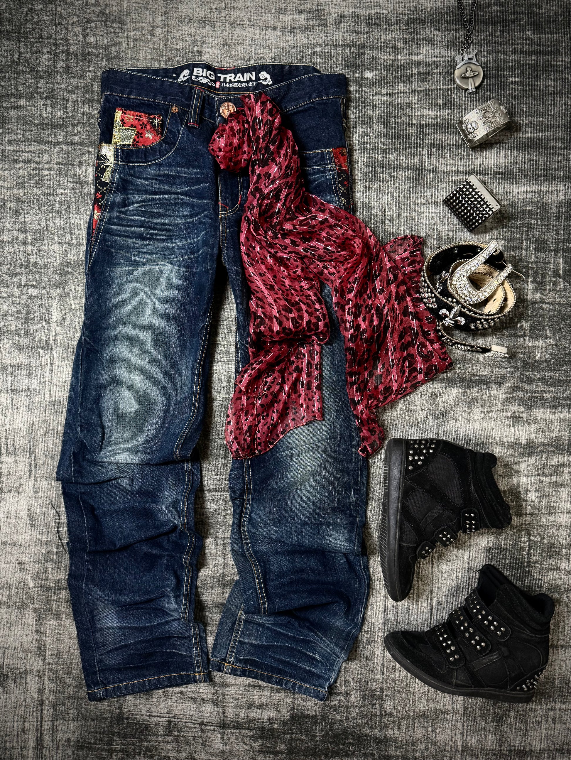 770926BAD2WEAR