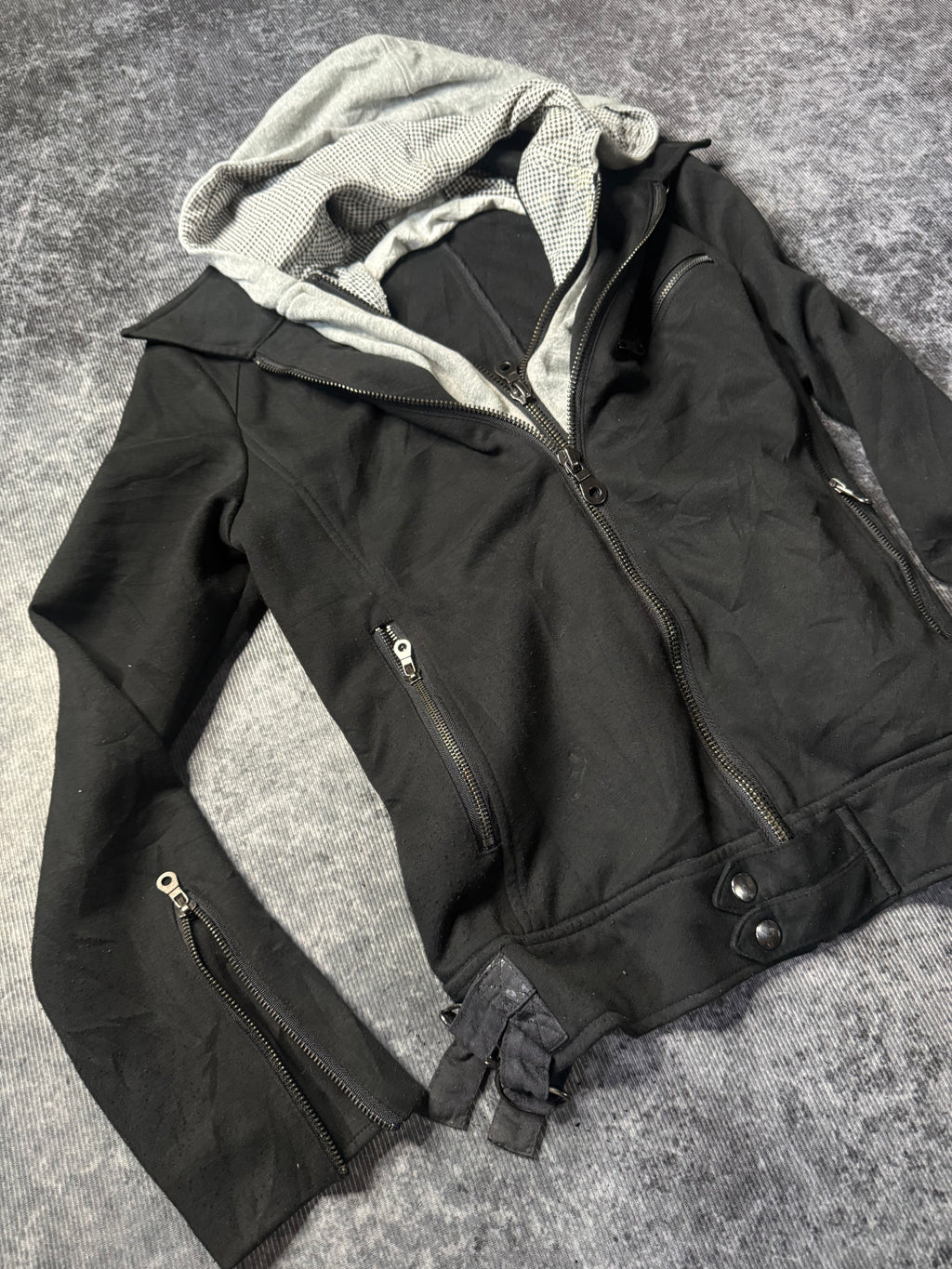640726BAD2WEAR