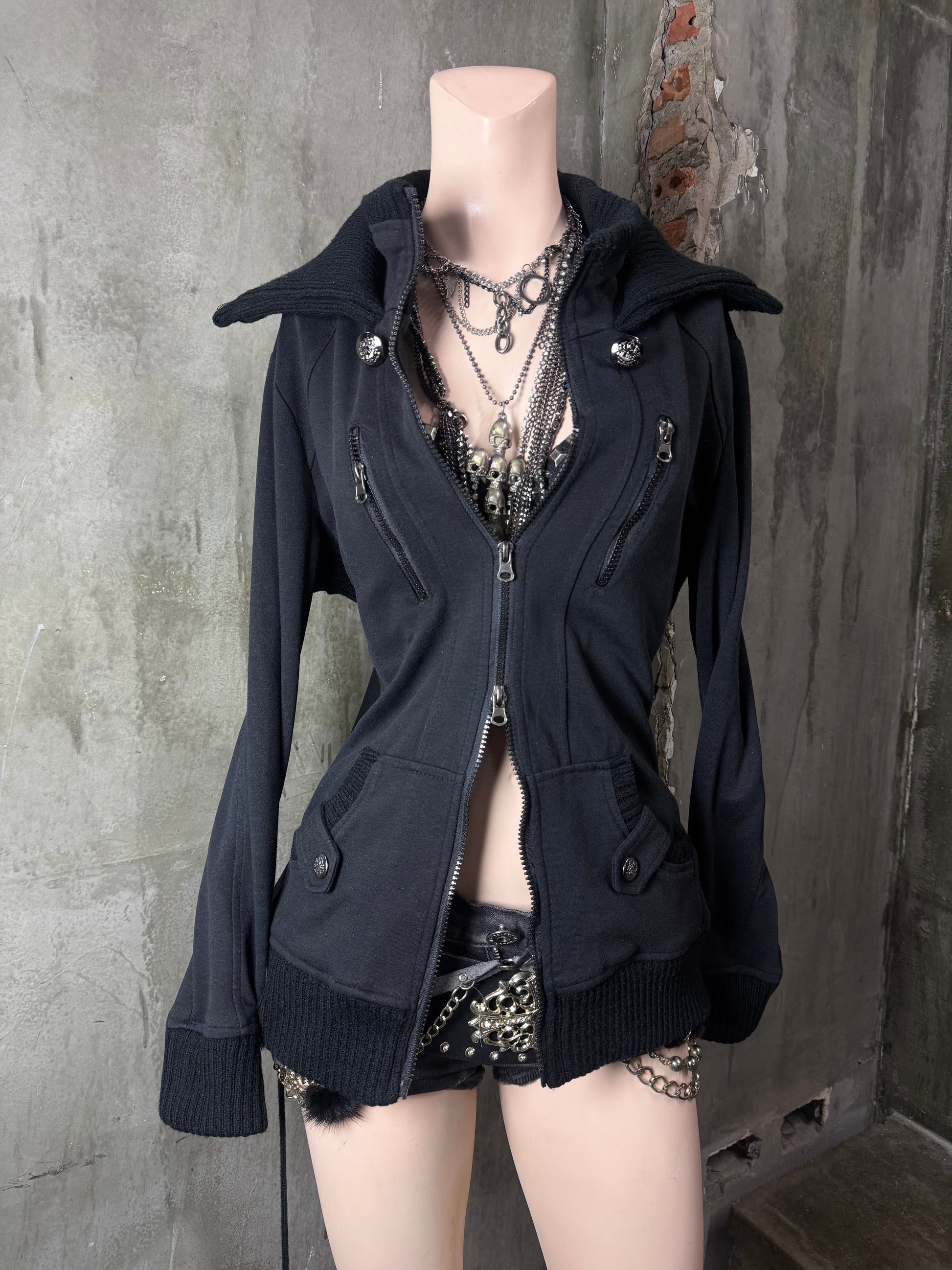 900826BAD2WEAR