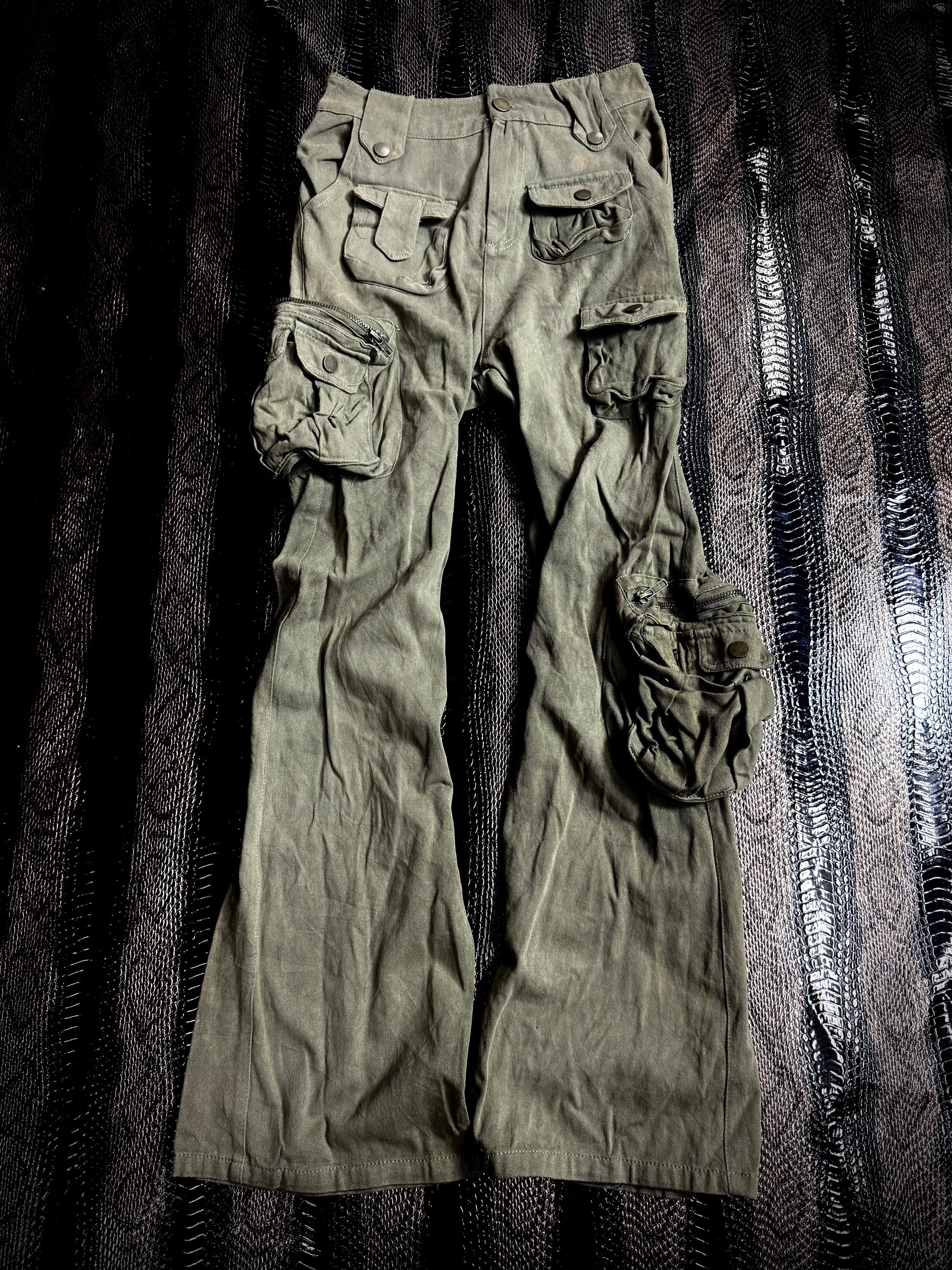 570626BAD2WEAR
