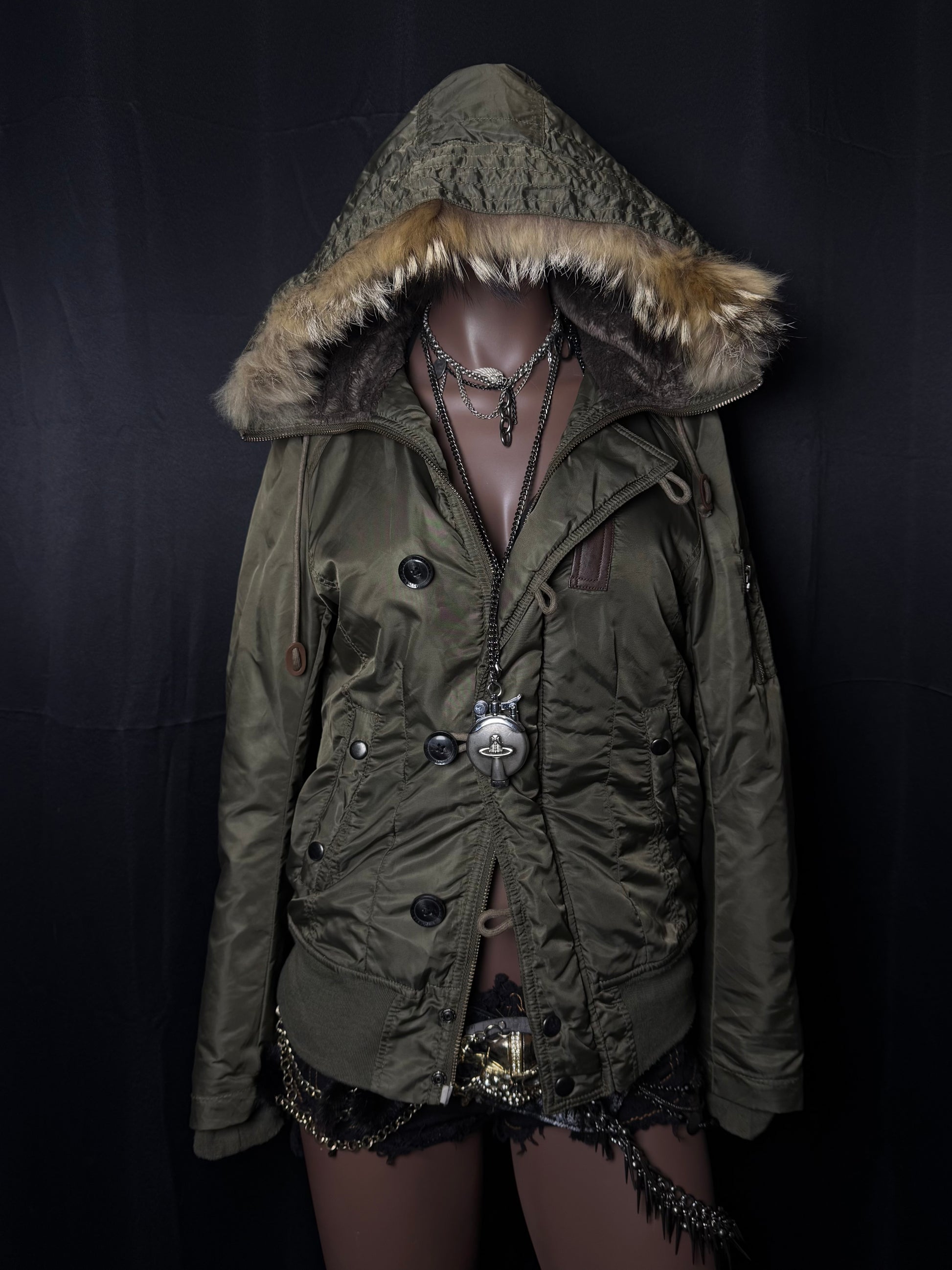 B2V- GOSTAR DE FUGA JACKET༒