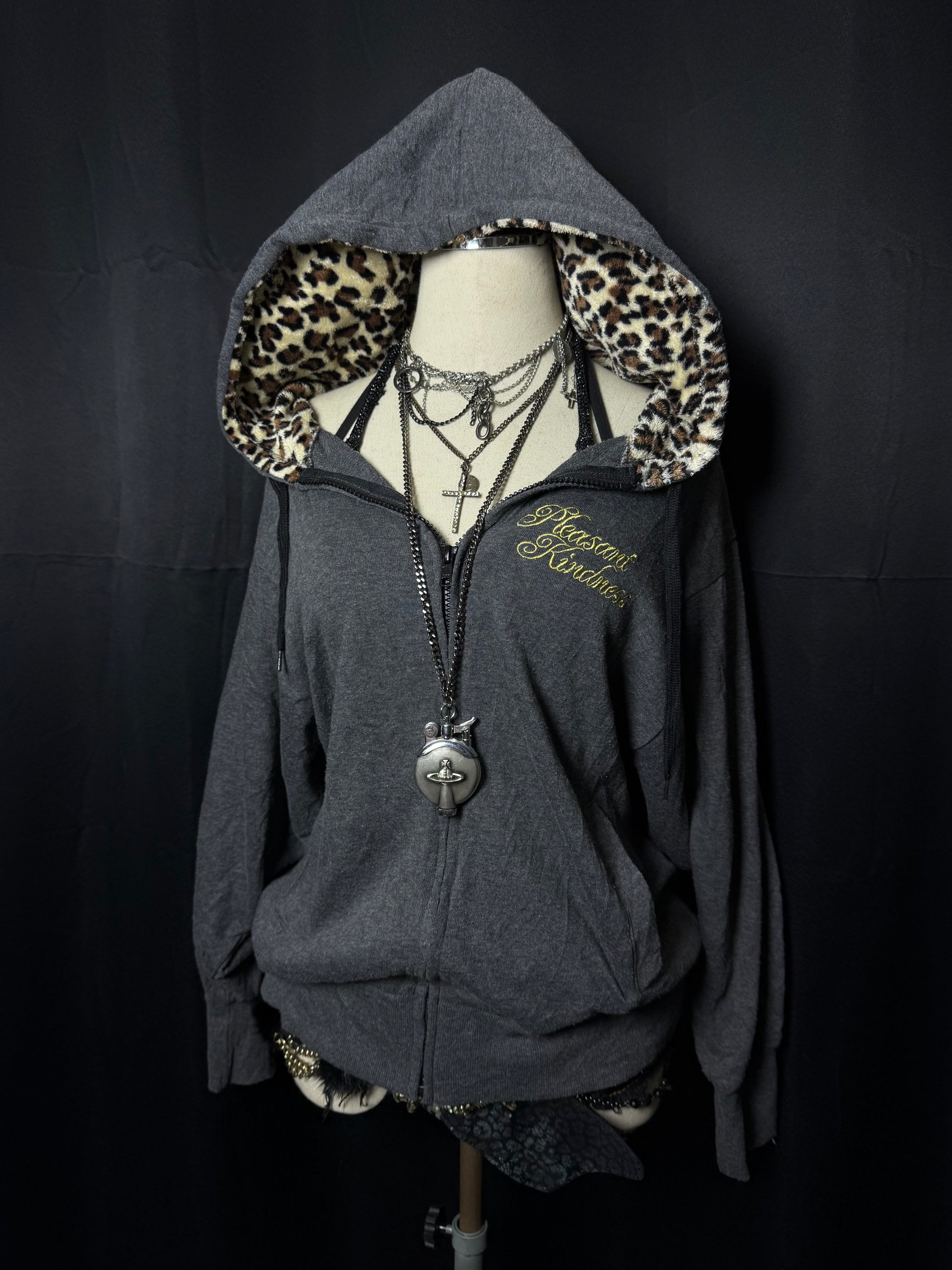 B2V-CORNFLEAK HOODIE༒