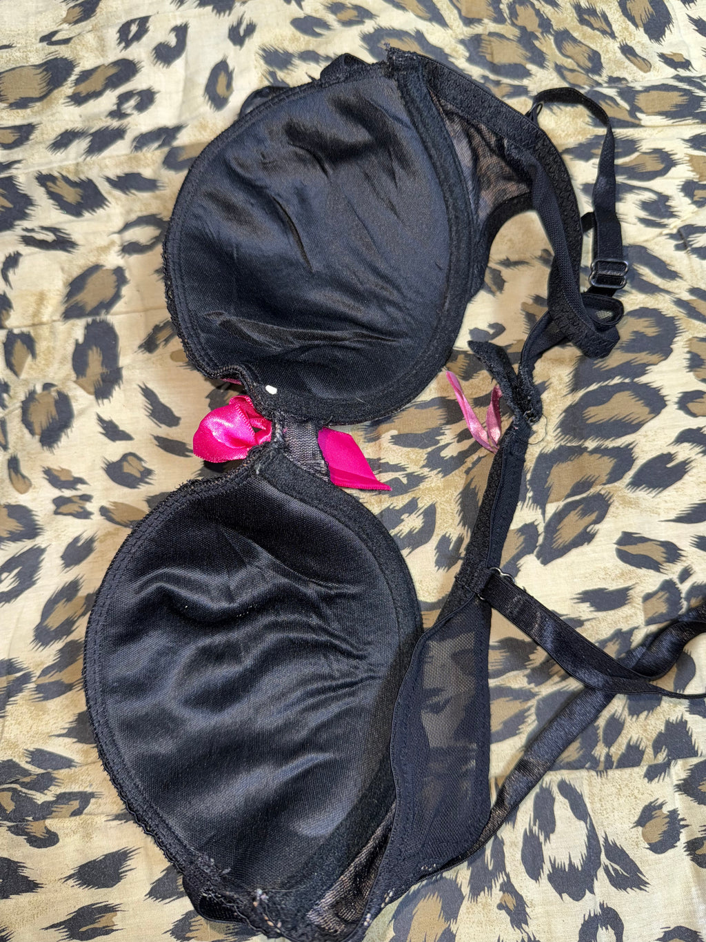 ༒𝐁𝟐𝐕༒𝟏 𝐎𝐅 𝟏 𝐋𝐈𝐌𝐈𝐓𝐄𝐃 𝐎𝐔𝐓𝐅𝐈𝐓