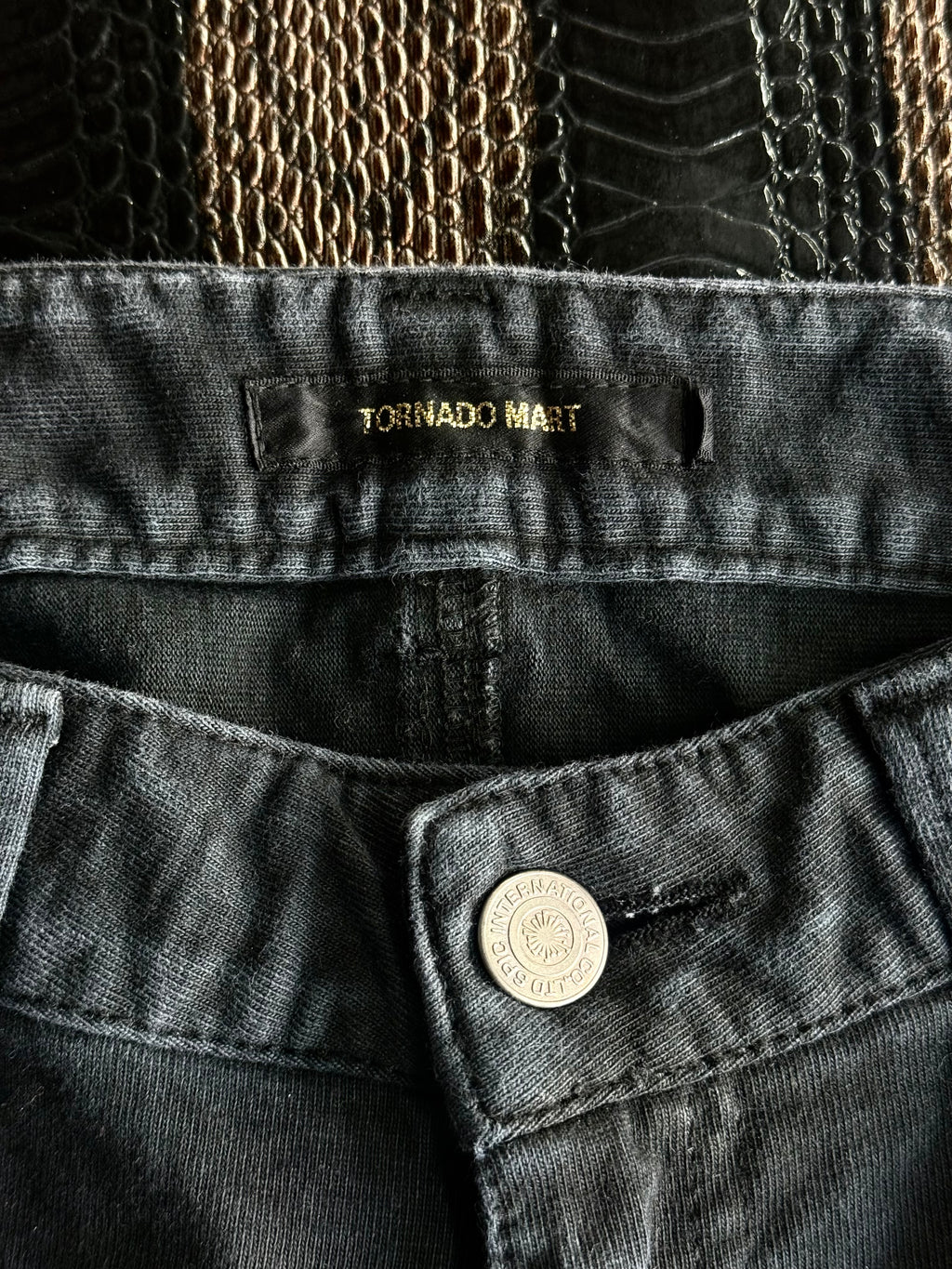 540626BAD2WEAR