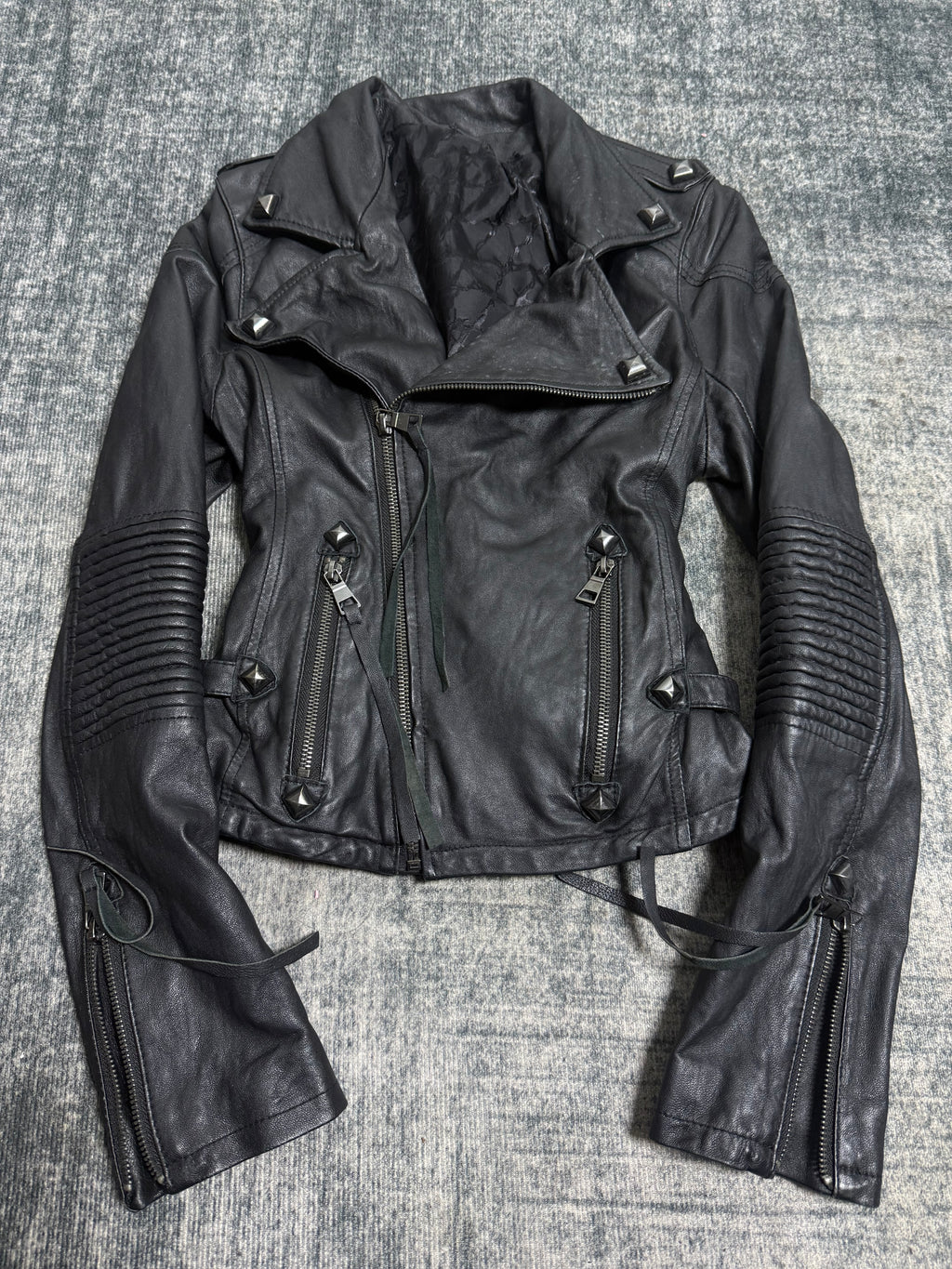 B2V- SPIRAL GIRL JACKET༒