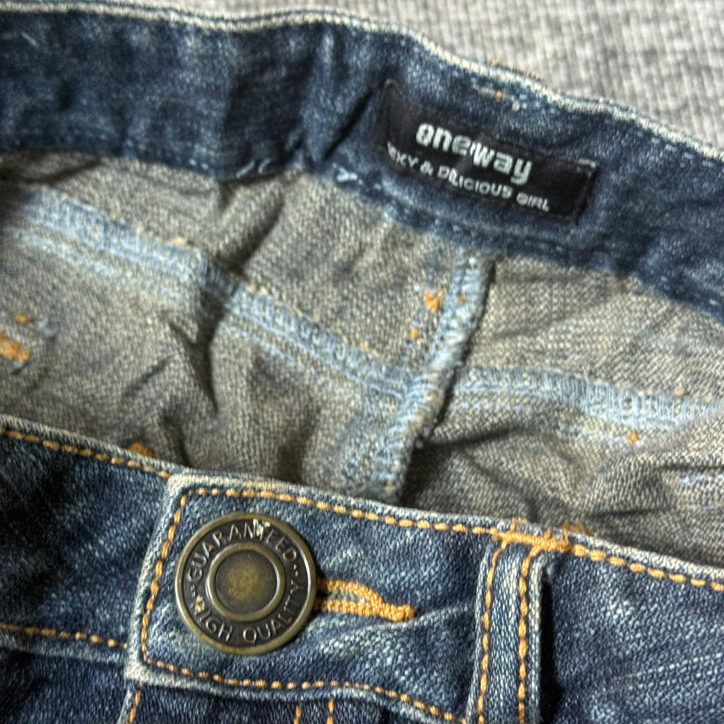 470926BAD2WEAR