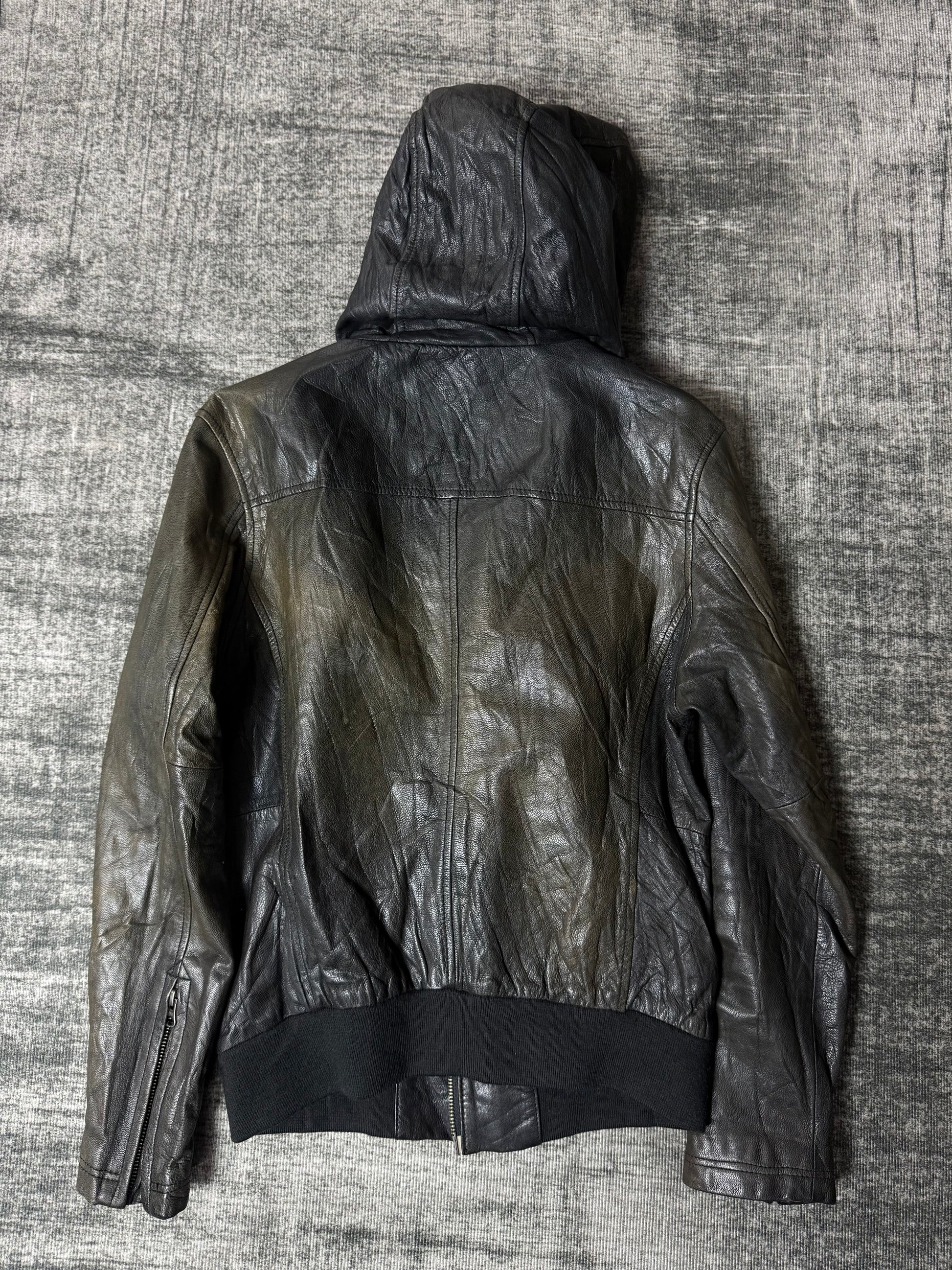 700826BAD2WEAR