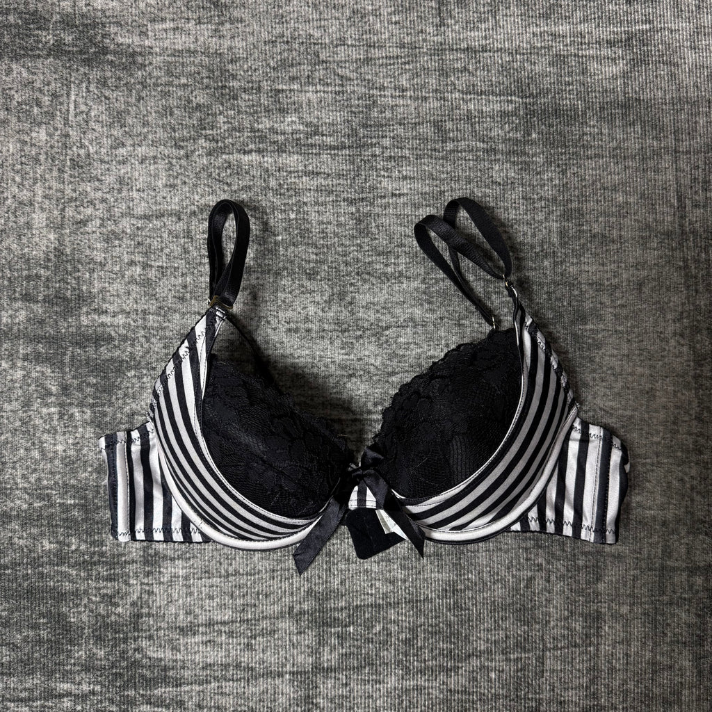 890926BAD2WEAR