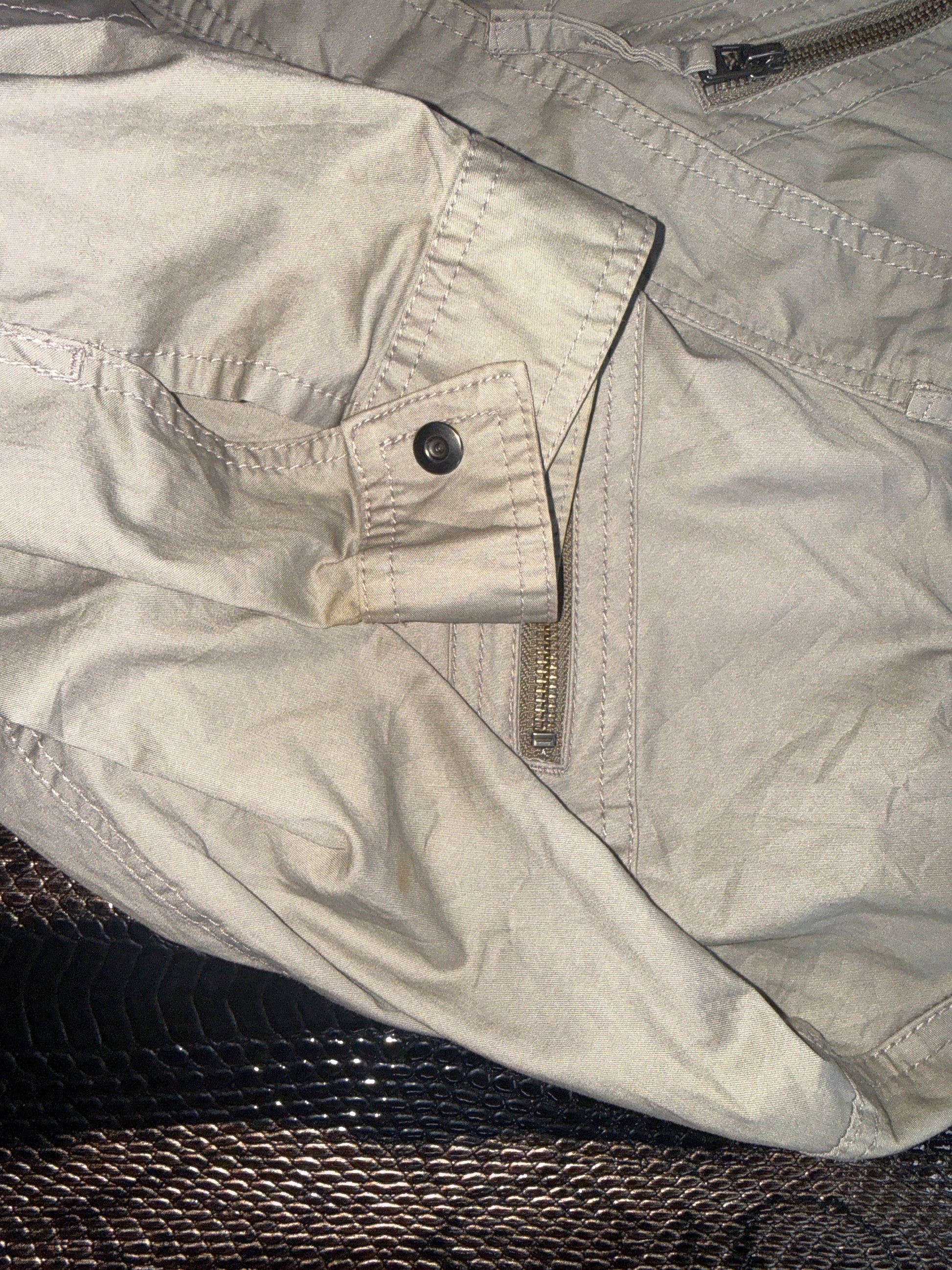 570826BAD2WEAR