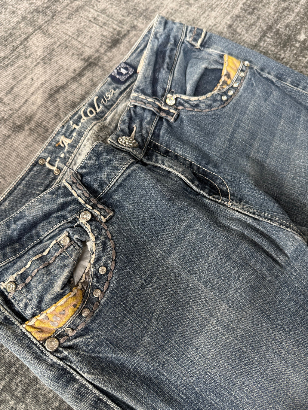 400926BAD2WEAR